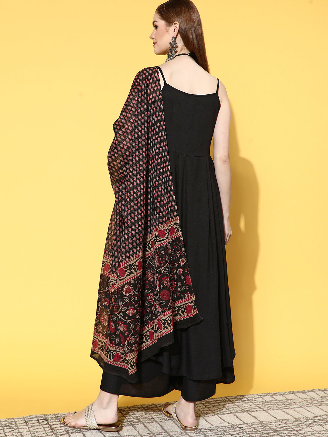 InWeave Women's Strappy Set With Black Pink Ethnic Print Cotton Dupatta - Swadesiicart