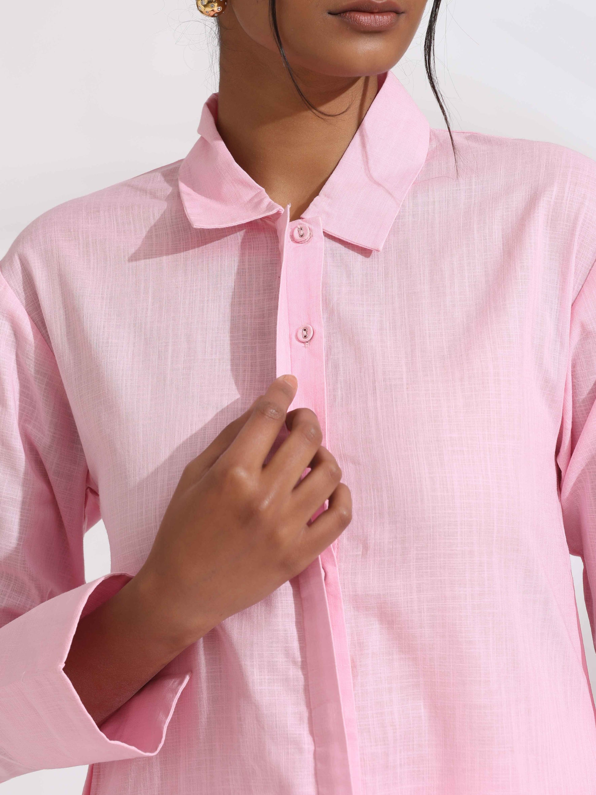trueBrowns Pink Cotton Embroidered Kurta Set | Swadesiicart