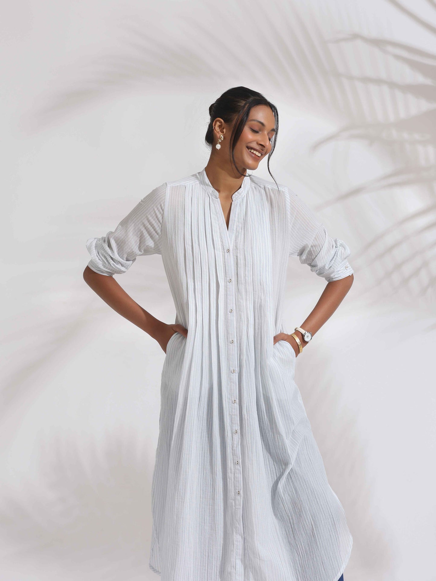 trueBrowns White Cotton Stripe Pleated Shirt Kurta Set | Swadesiicart