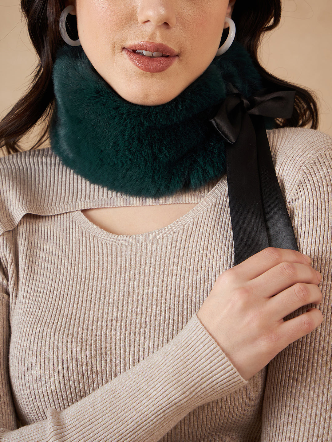 InWeave Women's Dark Teal Fur Neckpiece - Swadesiicart