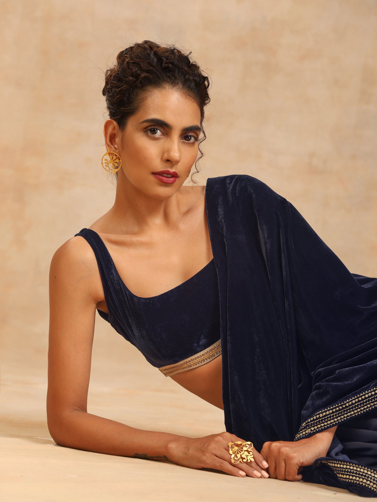 trueBrowns Midnight Blue Velvet Sleeveless Blouse | Swadesiicart