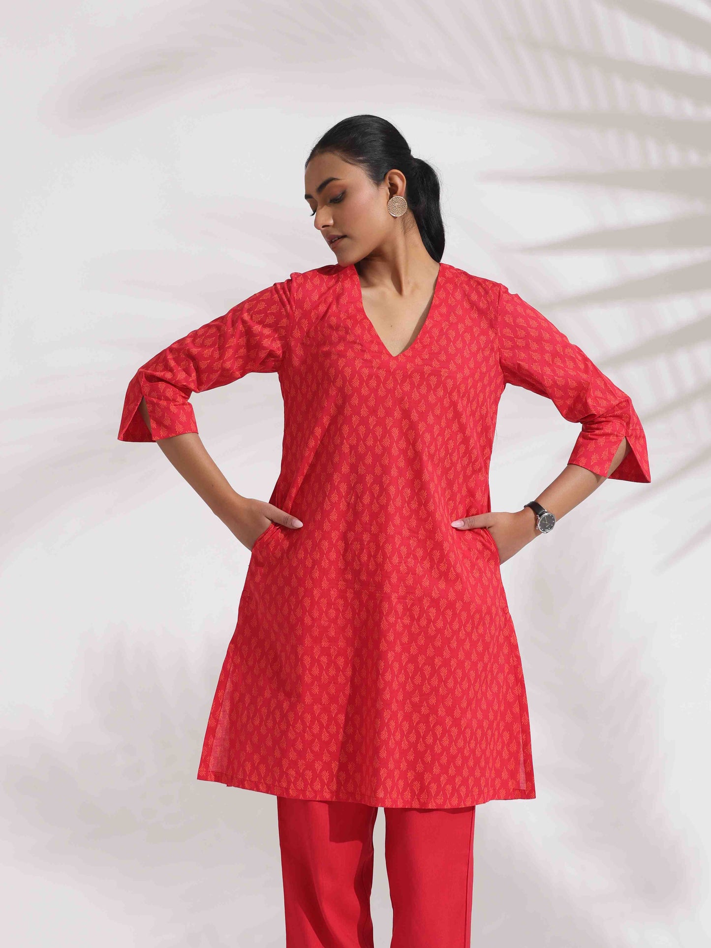trueBrowns Red Cotton Print Kurta Co-ord Set - Swadesiicart