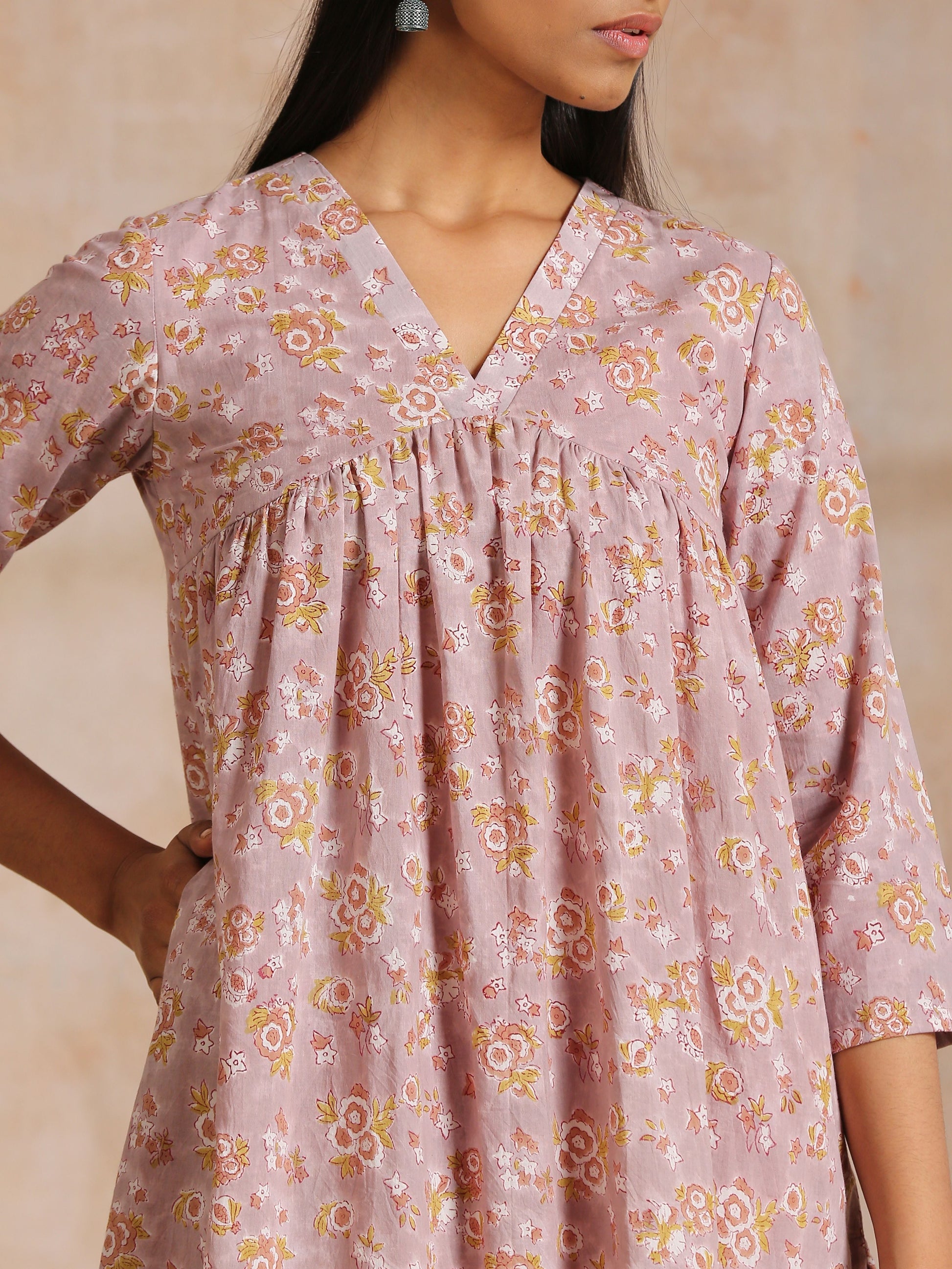 trueBrowns Grey Overall Floral Block Print Cotton Flared Slit Kurta Pant Set | Relove | Swadesiicart
