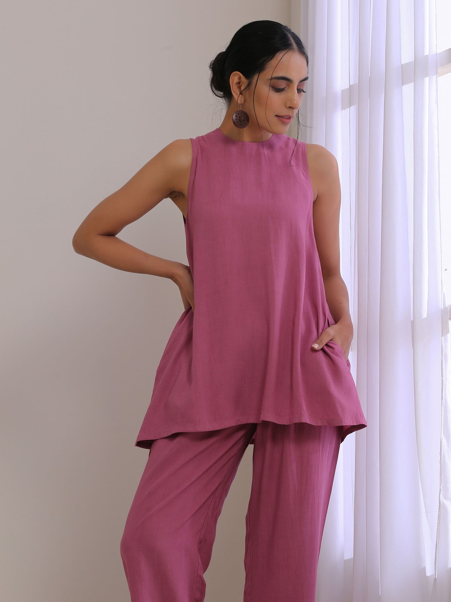trueBrowns Onion Pink Dobby Sleeveless Short Co-Ord Set - Swadesiicart