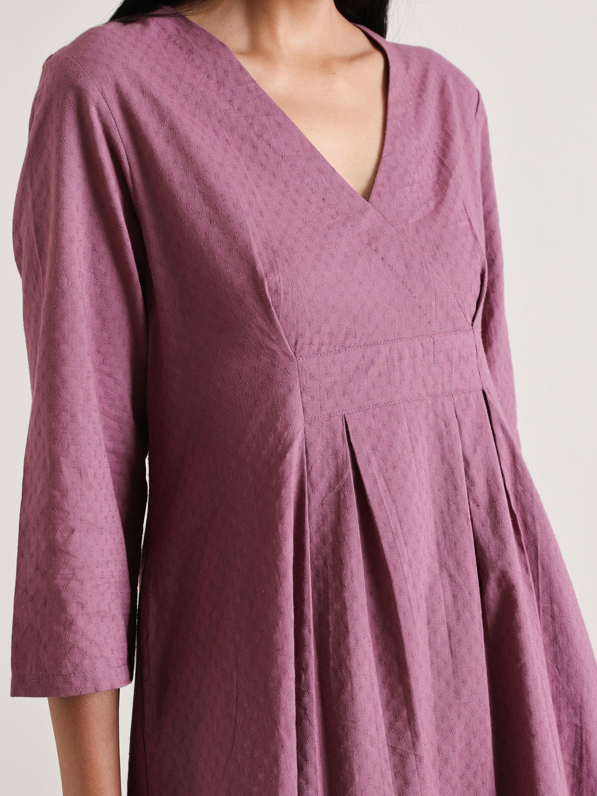 trueBrowns Orchid Overlap Pleat Kurta Pant Set | Swadesiicart