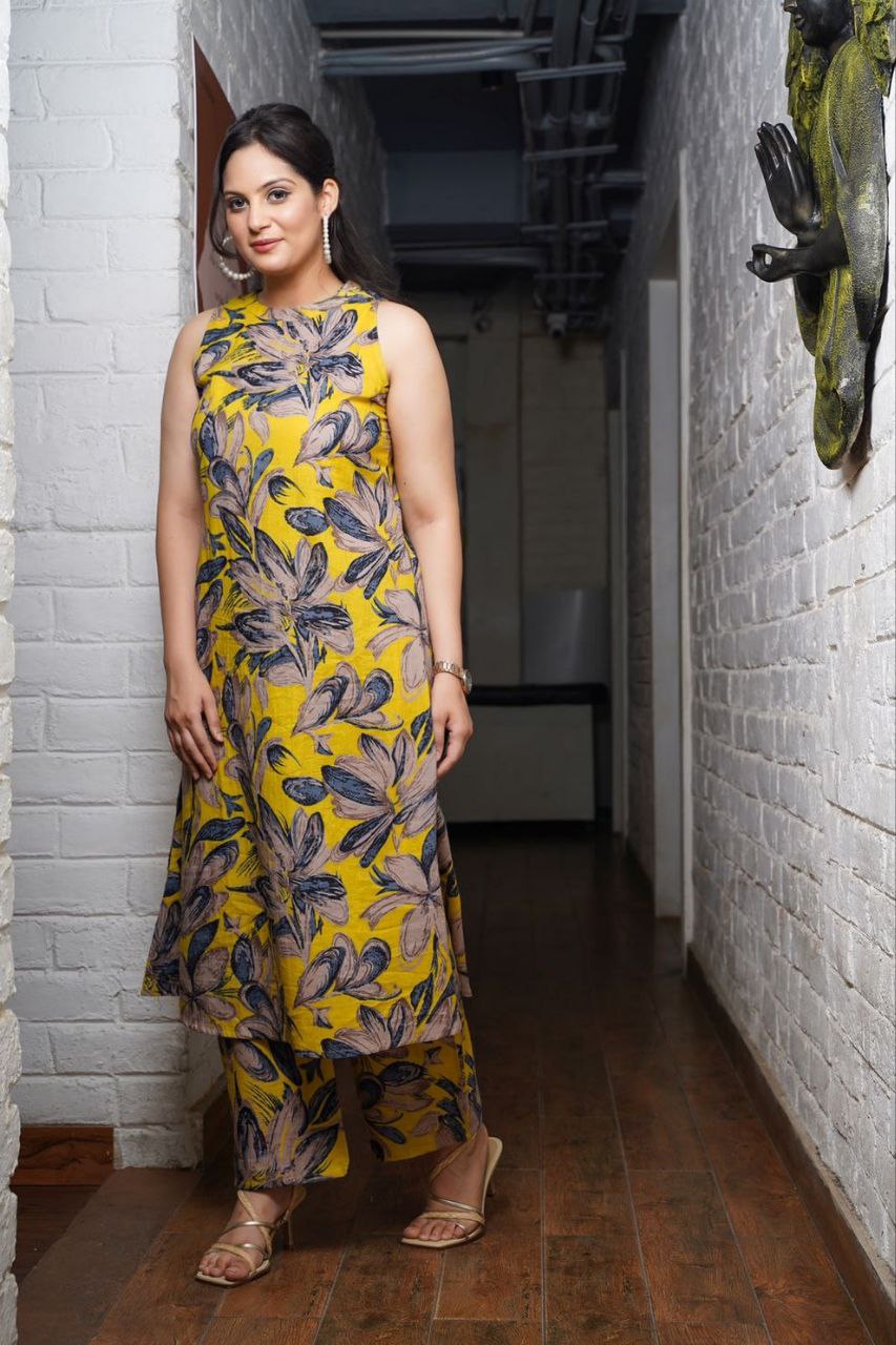 NOZ2TOZ Floral Printed Knee Length Rayon Co-ords Set - Swadesiicart