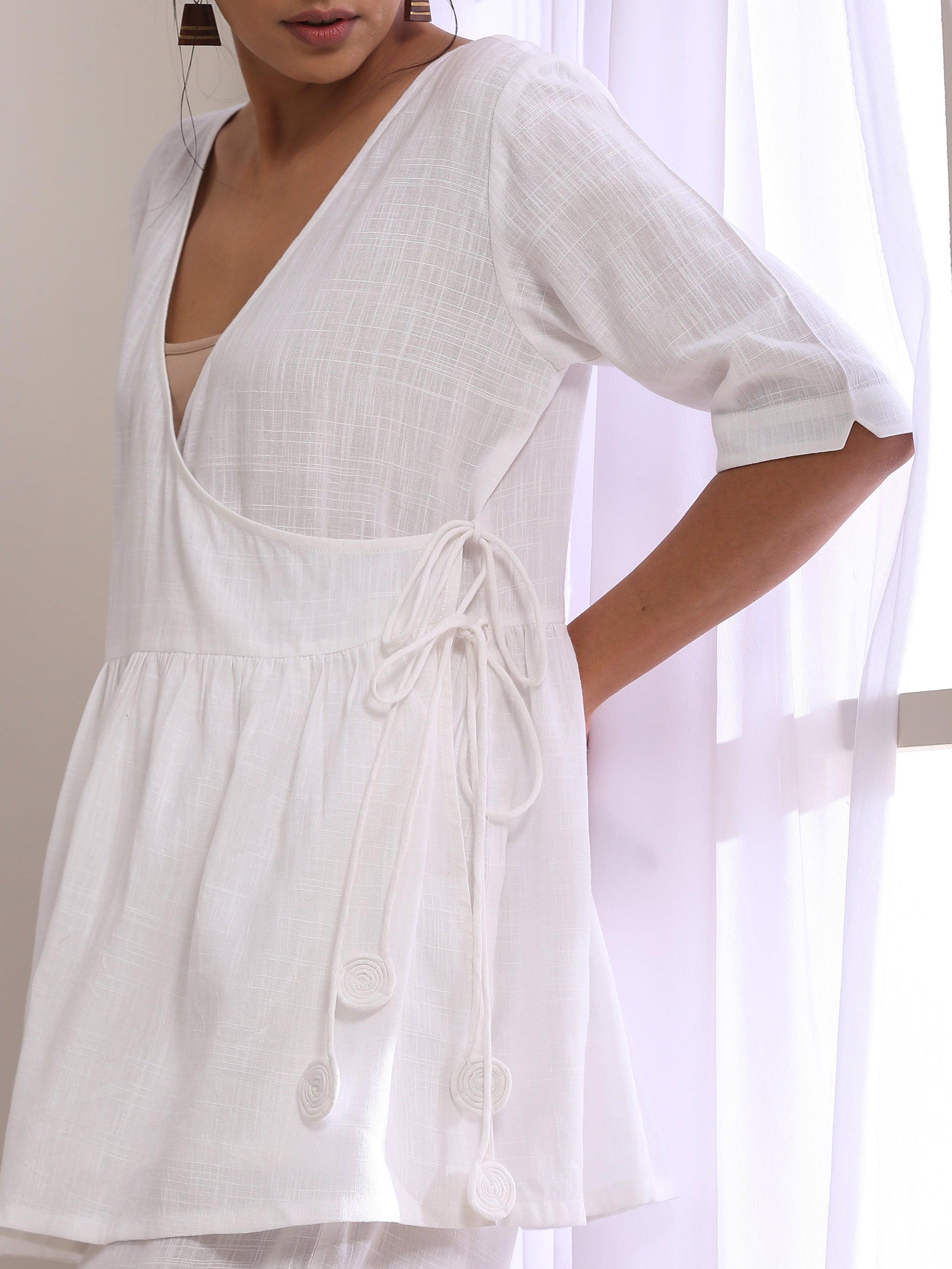 trueBrowns White Slub Texture Short Angrakha Co-Ord Set - Swadesiicart