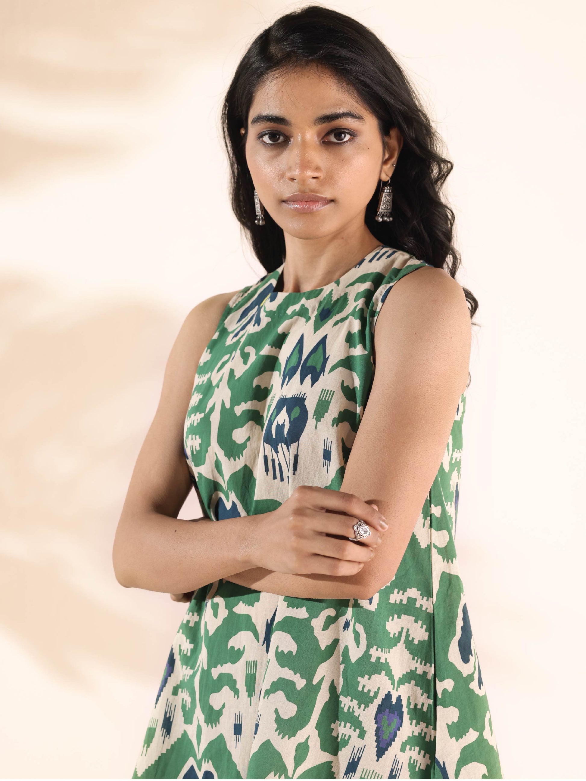 trueBrowns Green Cotton Ikat Sleeveless Co-ord Set - Swadesiicart