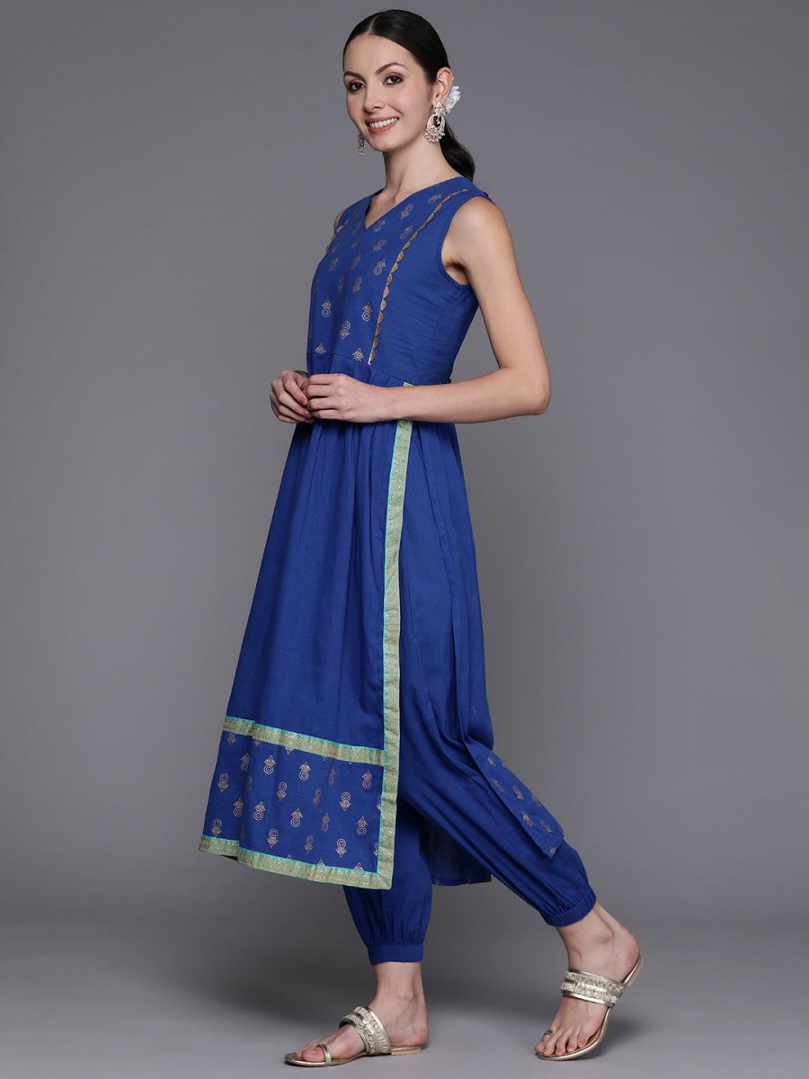 Ahalyaa Floral Printed High Slit Gotta Patti Pure Cotton Kurta with Harem Pants | Swadesiicart