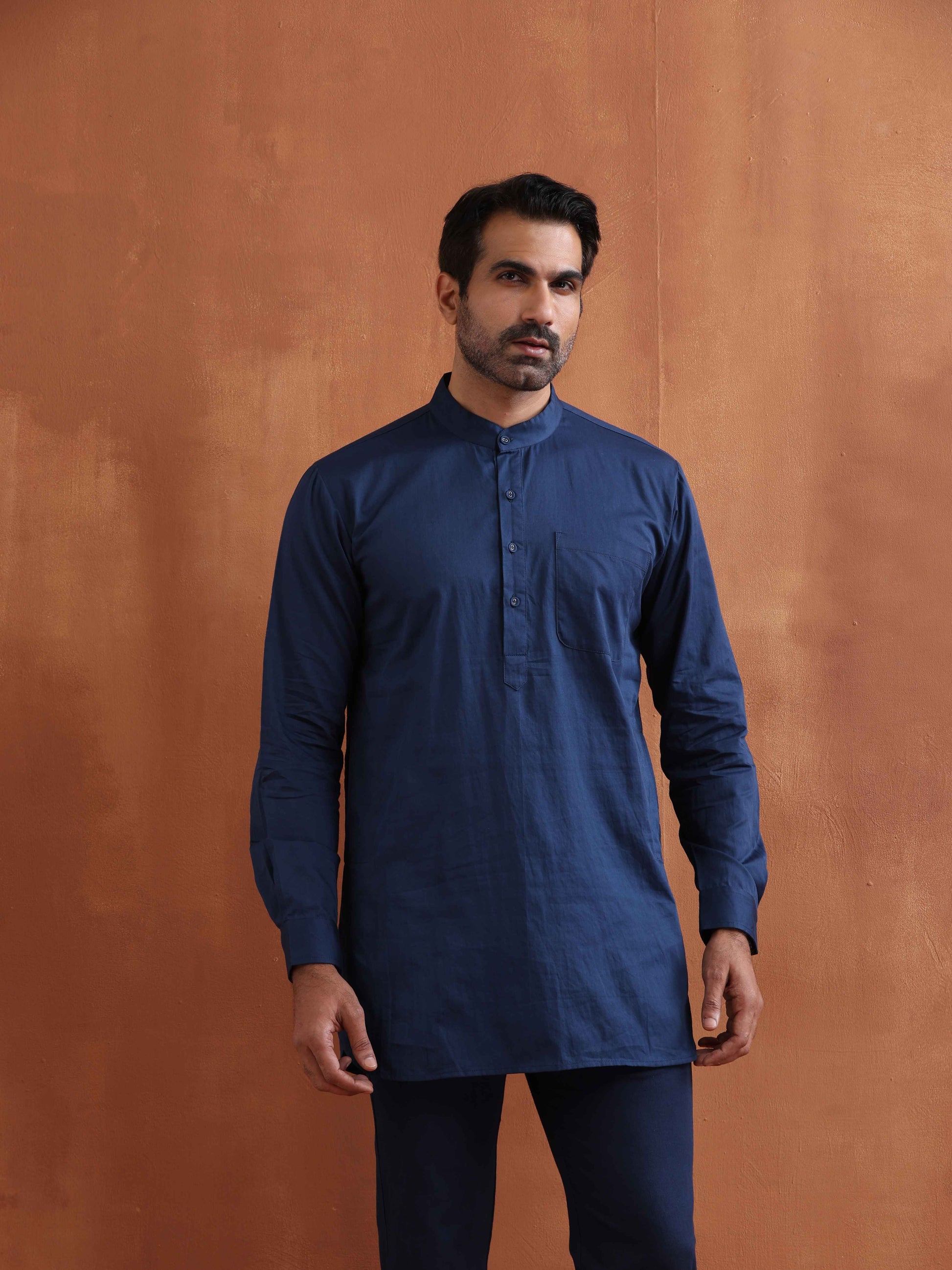 trueBrowns Men's Blue Cotton Short Kurta | Swadesiicart