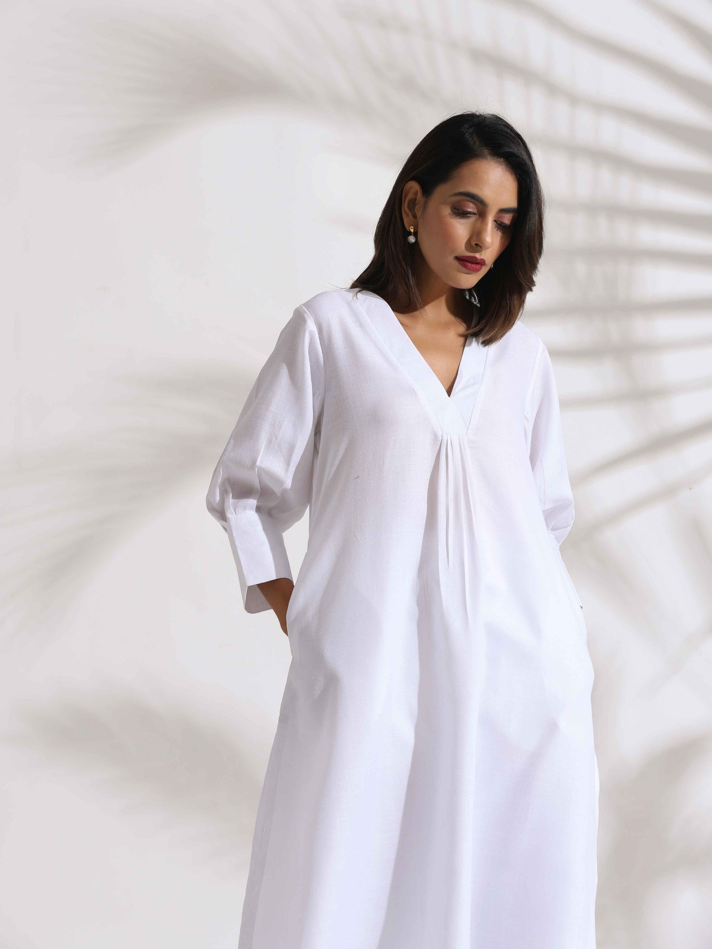 trueBrowns White Slub Kurta Set | Swadesiicart