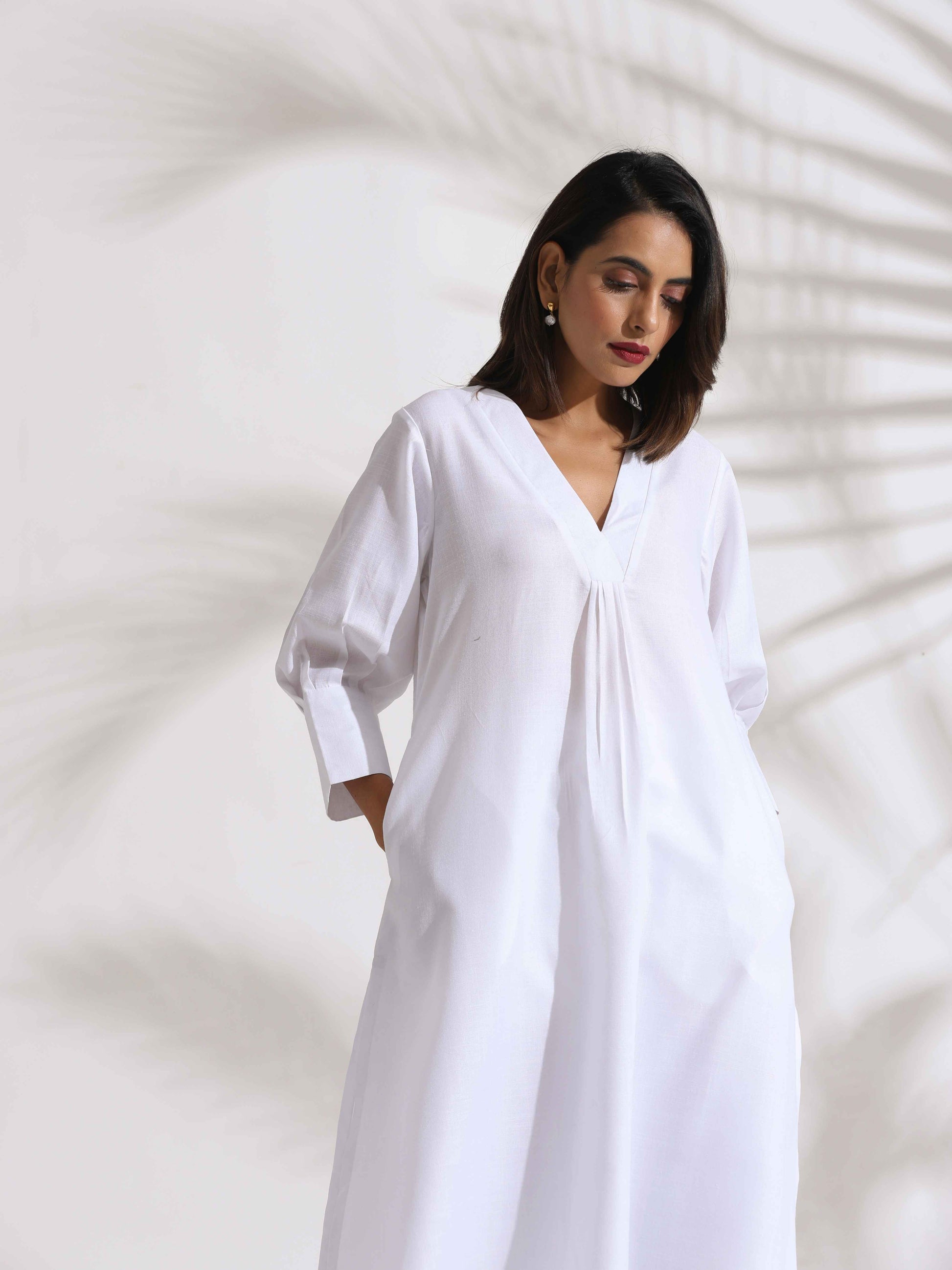 trueBrowns White Slub Kurta Set | Swadesiicart