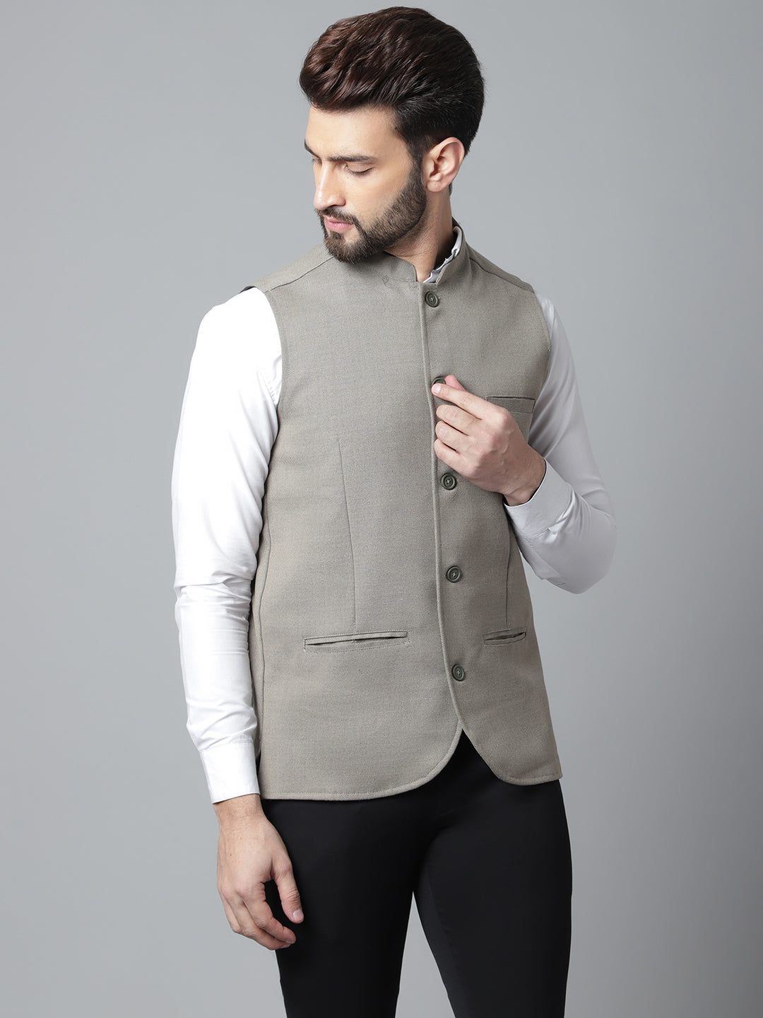 Even Apparels Men's Cream Nehru Jacket With Welt Pockets | Swadesiicart