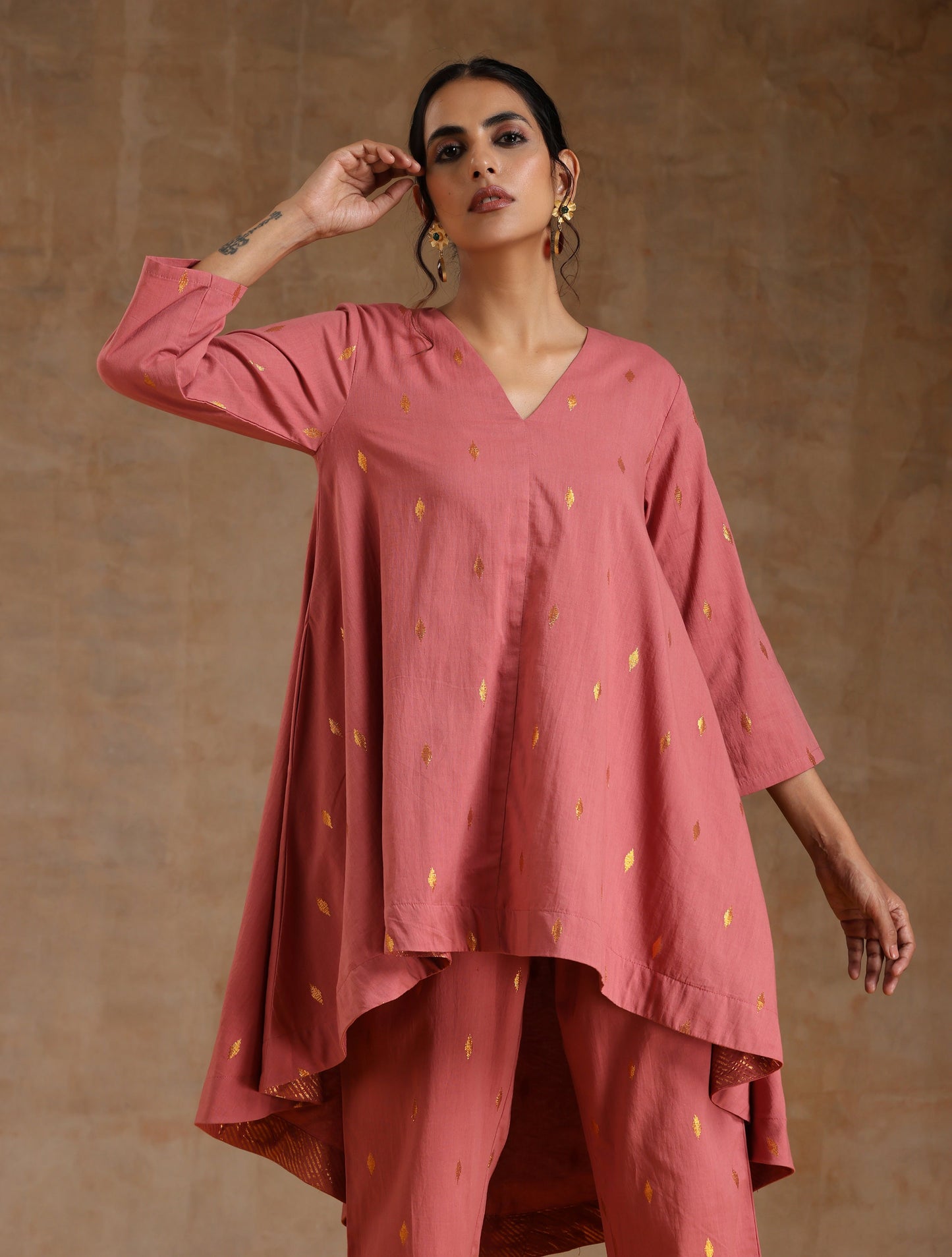 trueBrowns Blush Gold Cotton High-Low Co-Ord Set - Swadesiicart
