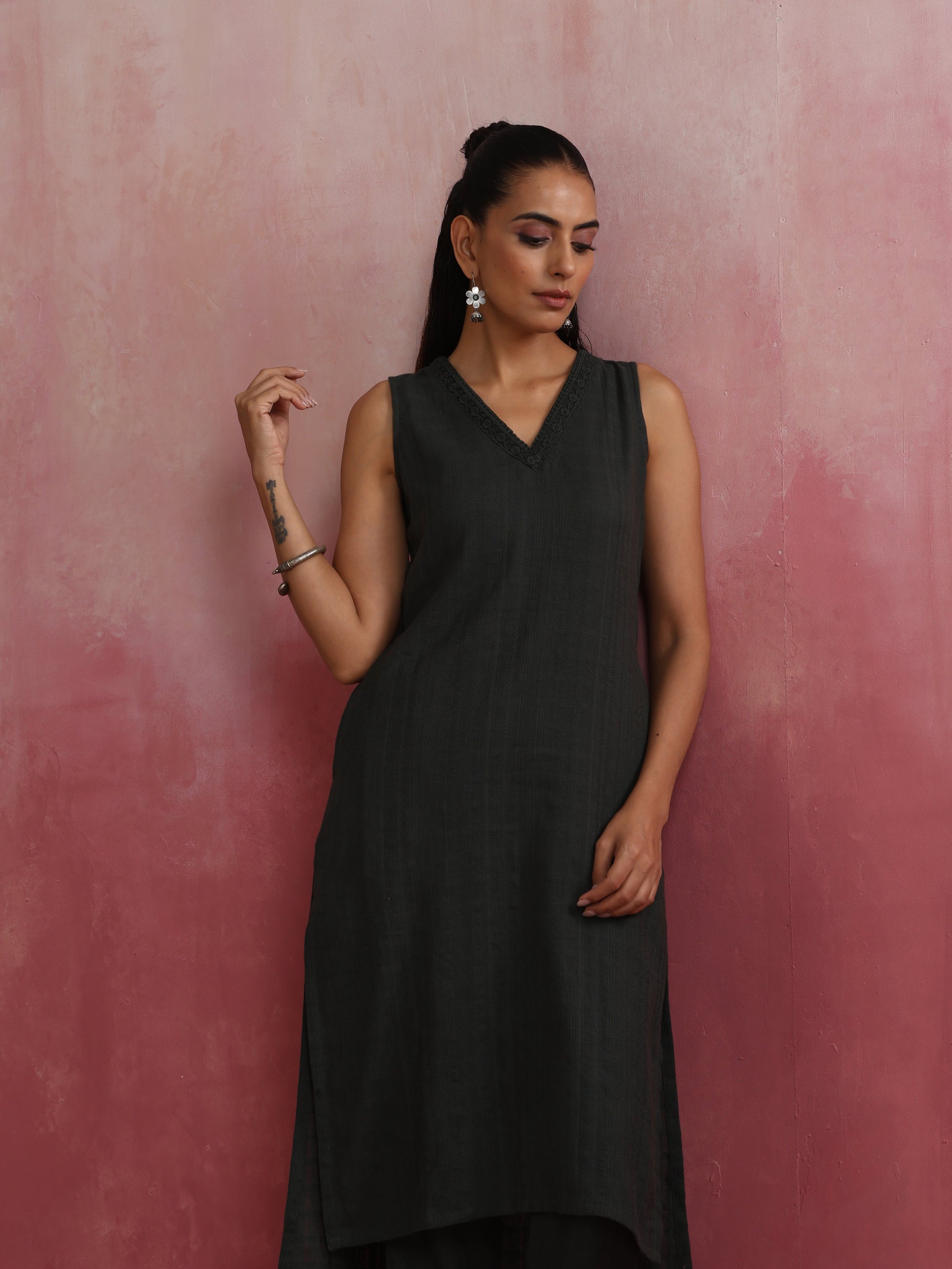 trueBrowns Dark Olive Green Cotton Dobby Kurta Set | Swadesiicart