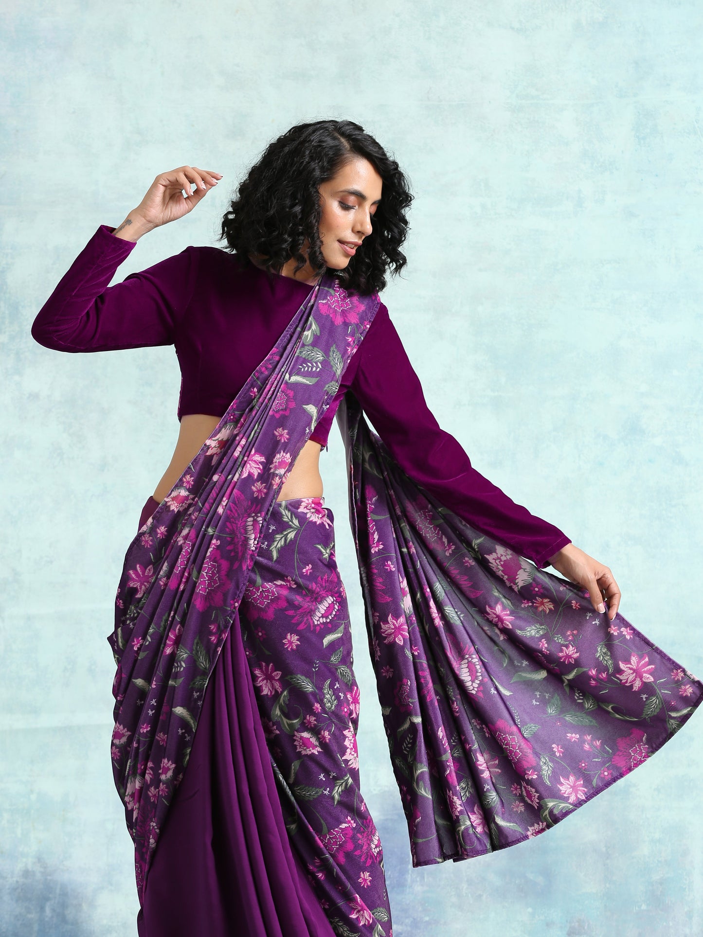 trueBrowns Wine Printed Velvet Ready to Wear Saree | Swadesiicart