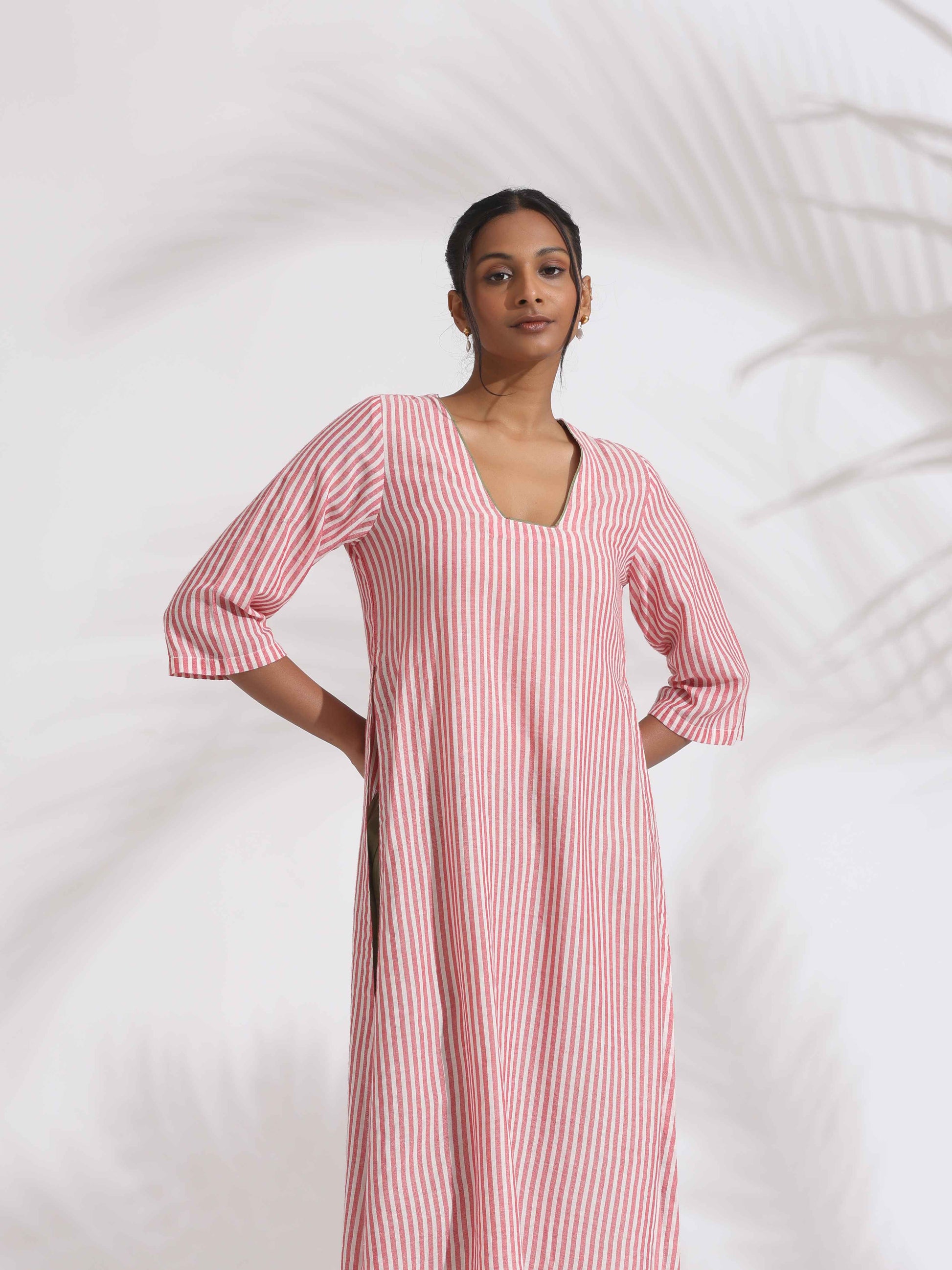 trueBrowns Red Cotton Stripe Straight Kurta Set | Swadesiicart