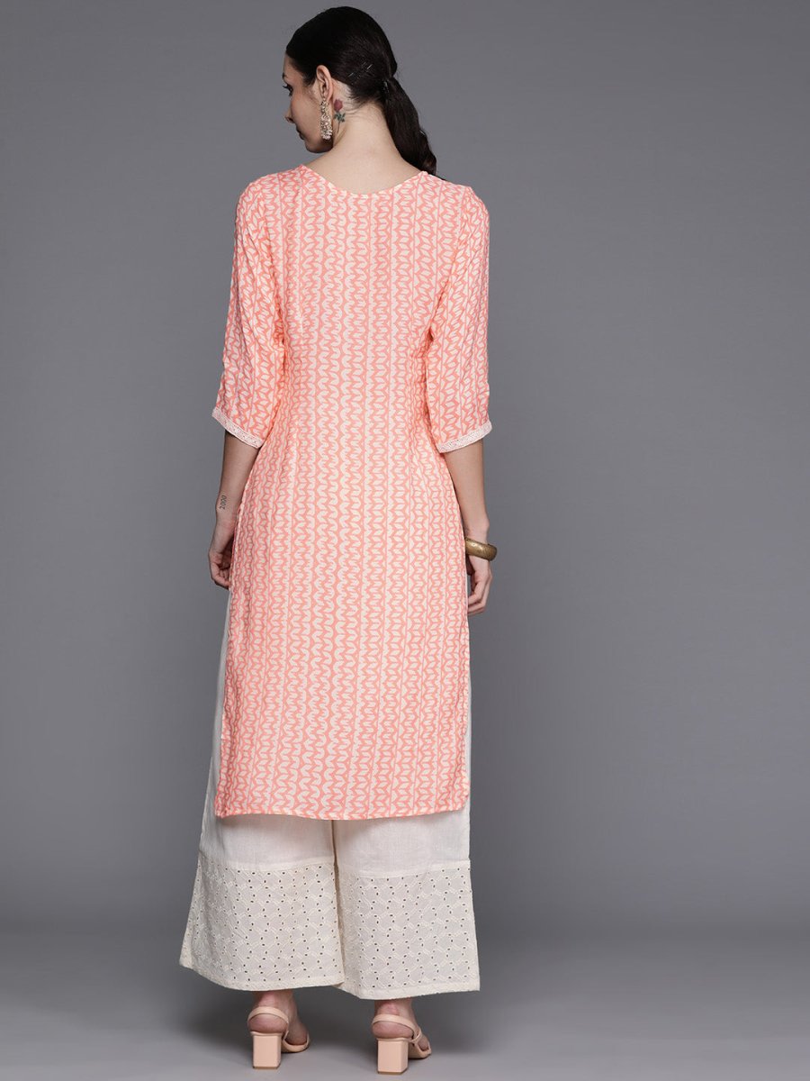 Ahalyaa Abstract Printed Pure Cotton Kurta with Lace Detail | Swadesiicart