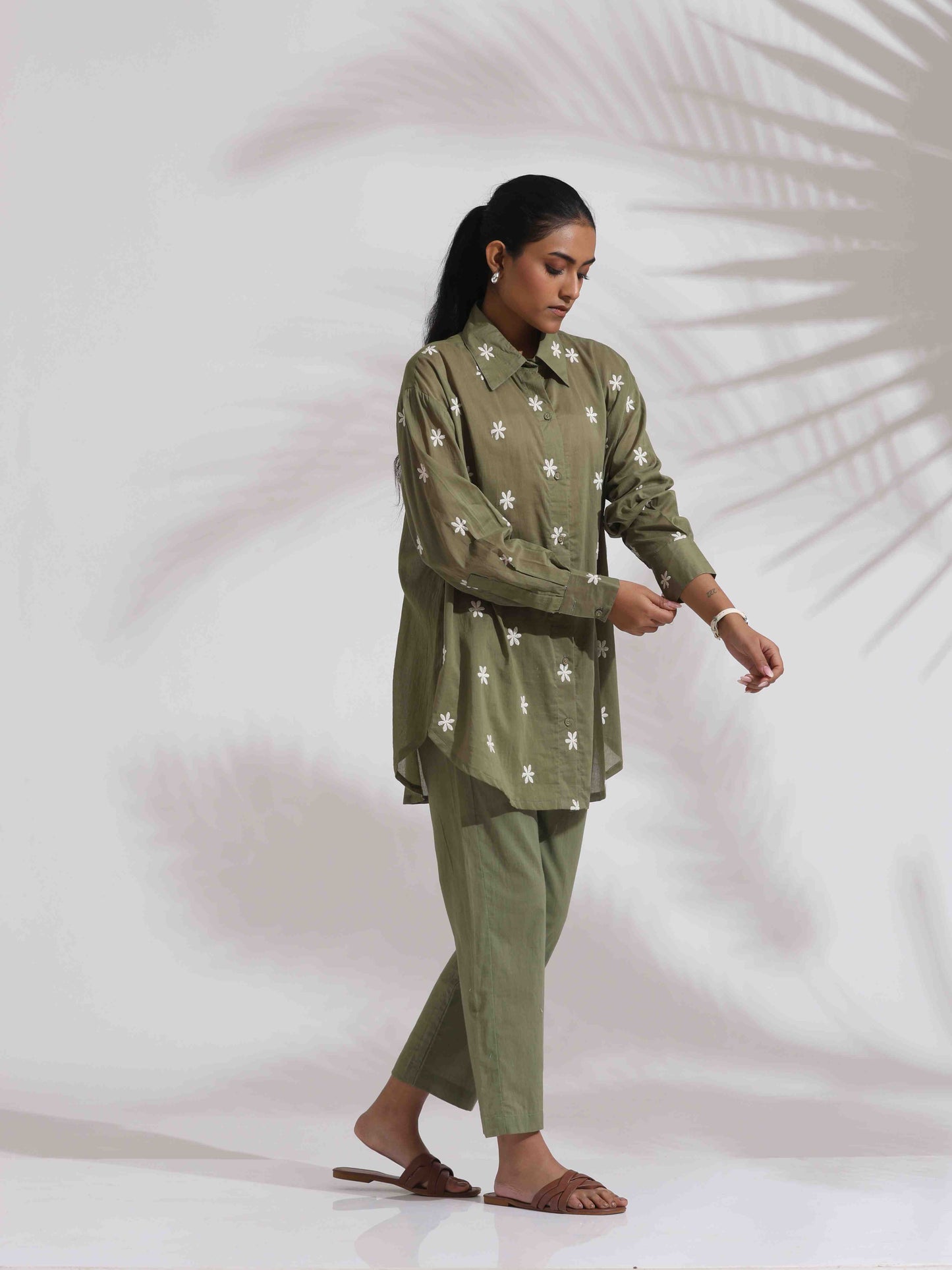 trueBrowns Olive Green Cotton Floral Embroidered Co-ord Set - Swadesiicart