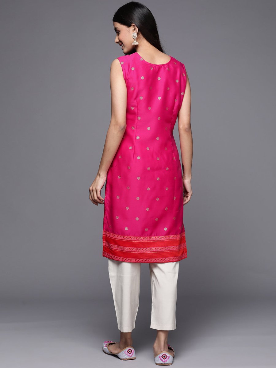 Ahalyaa Women Pink Geometric Printed Kurta | Swadesiicart