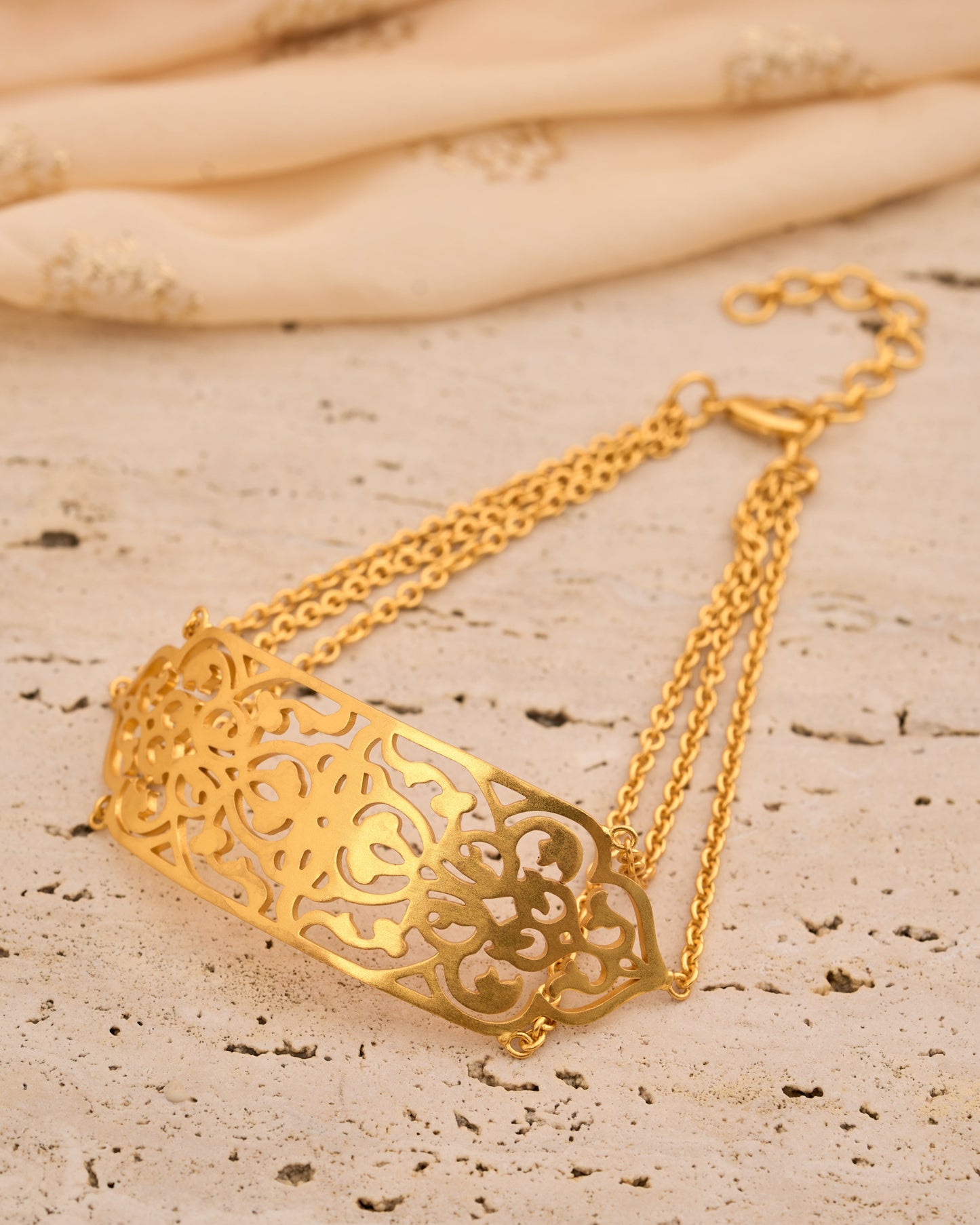 trueBrowns Gold-Polished Choker | Swadesiicart