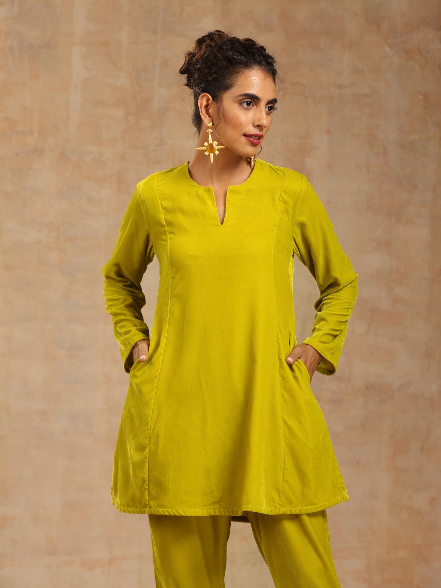 trueBrowns Lime Velvet Solid Co-ord Set - Swadesiicart