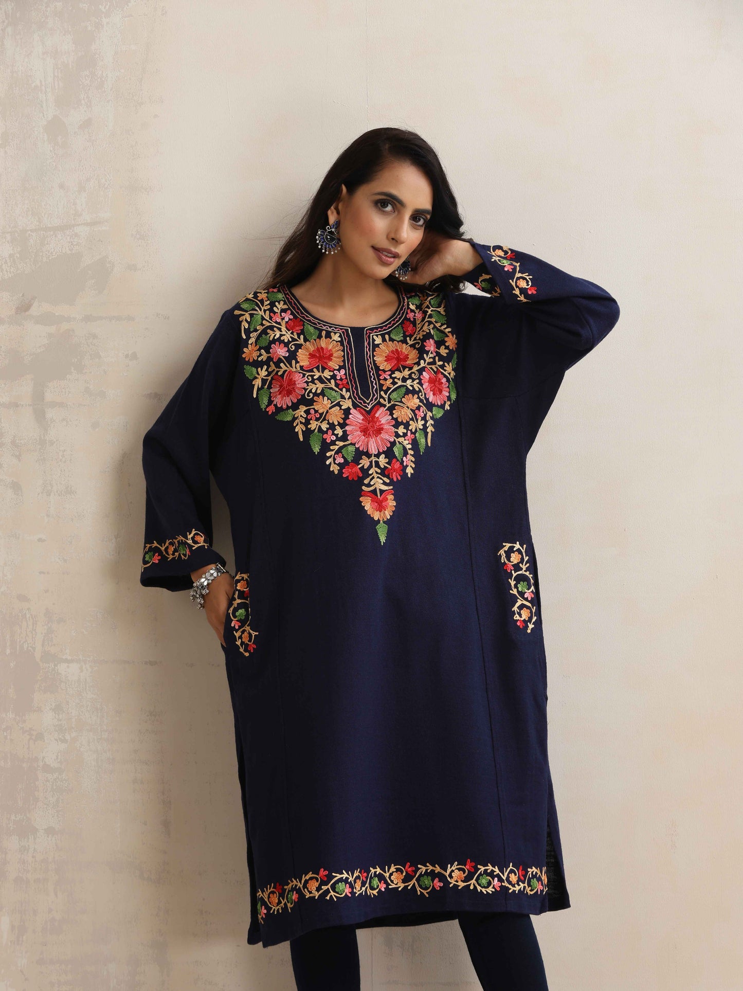 trueBrowns Blue Floral Embroidered Woollen Phiran Kurta | Swadesiicart