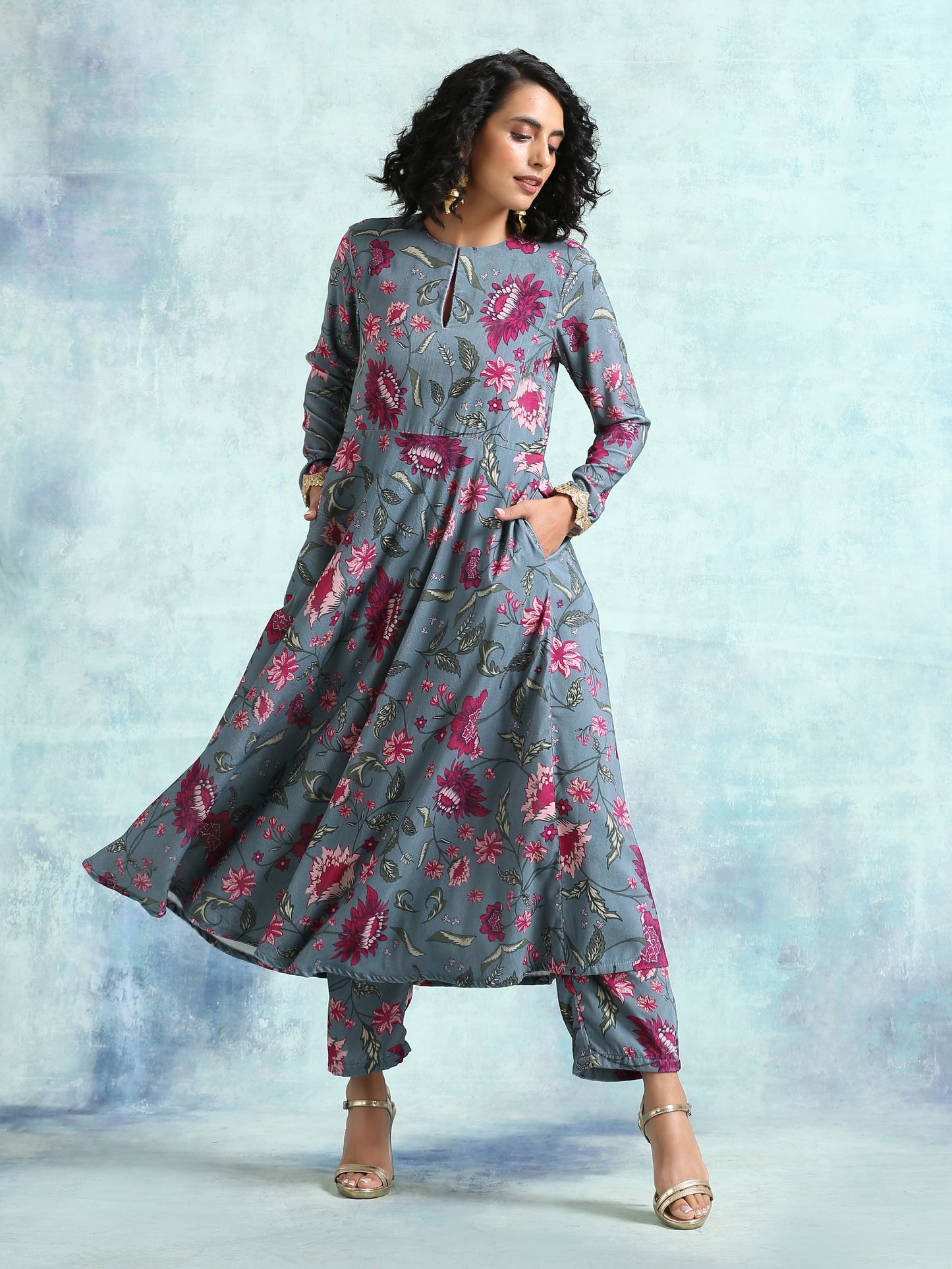 trueBrowns Grey Printed Velvet Anarkali Kurta | Swadesiicart