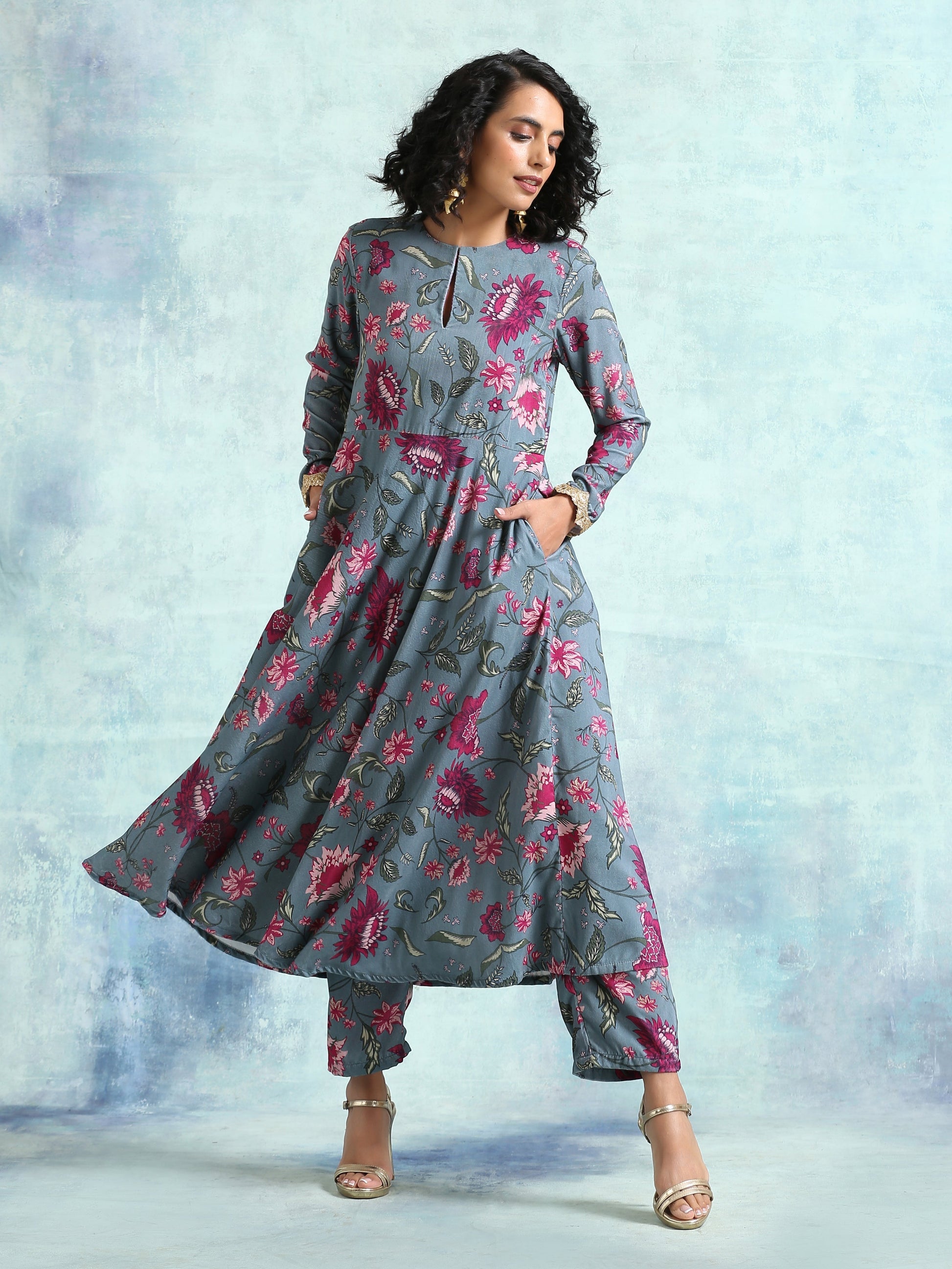 trueBrowns Grey Printed Velvet Anarkali Kurta | Swadesiicart