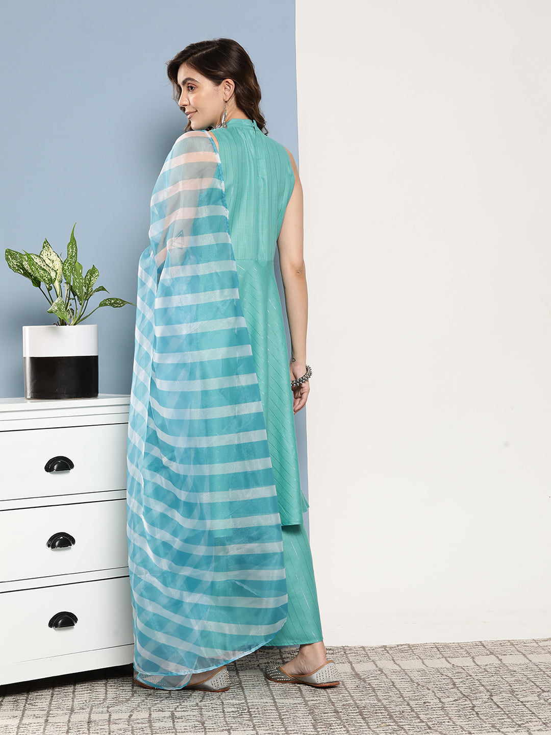 InWeave Women's Teal Lurex Boho Kurta Set With Sky Blue White Leh Dupatta - Swadesiicart