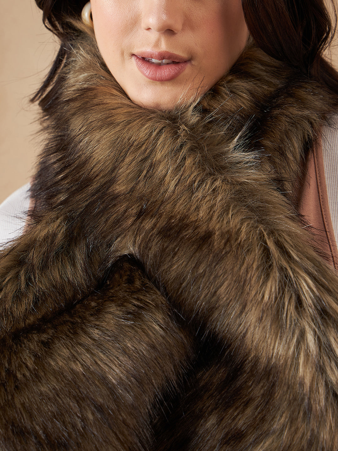 InWeave Women's Beige Print Faux Fur Neck Warmer - Swadesiicart