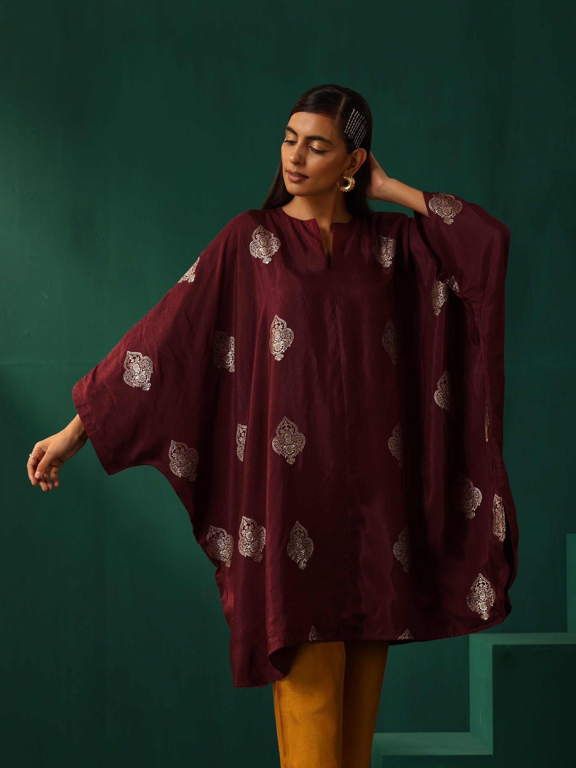 trueBrowns Wine Geometric Viscose Silk Kaftan Kurta Pant Set | Swadesiicart