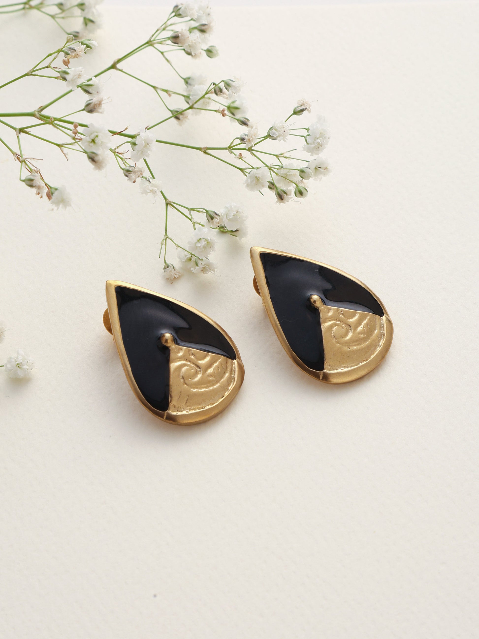 trueBrowns Brass Black Stone Drop Stud Earrings - Swadesiicart