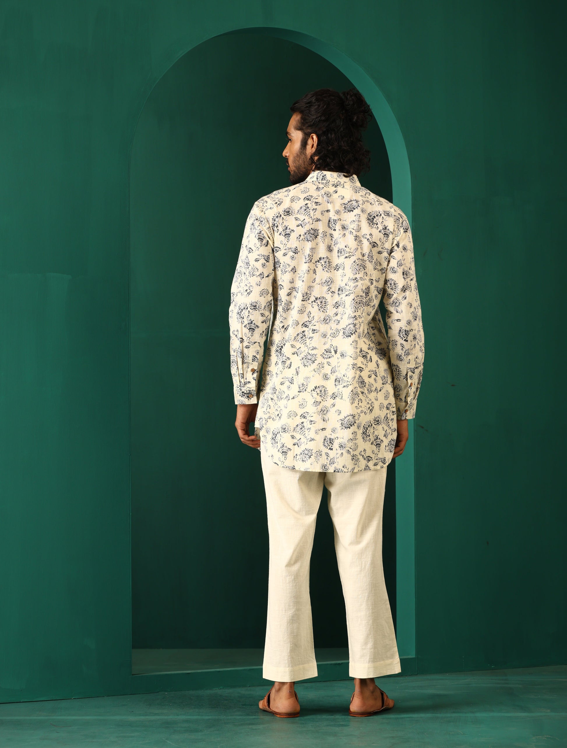 trueBrowns Men's Ivory Floral Cotton Printed Co-ord Set - Swadesiicart