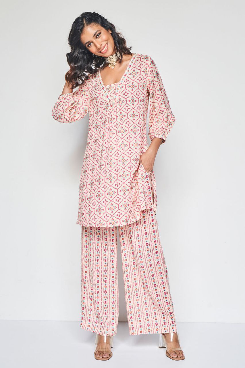 NOZ2TOZ Floral Printed Knee Length V Neck Co-ords Set - Swadesiicart