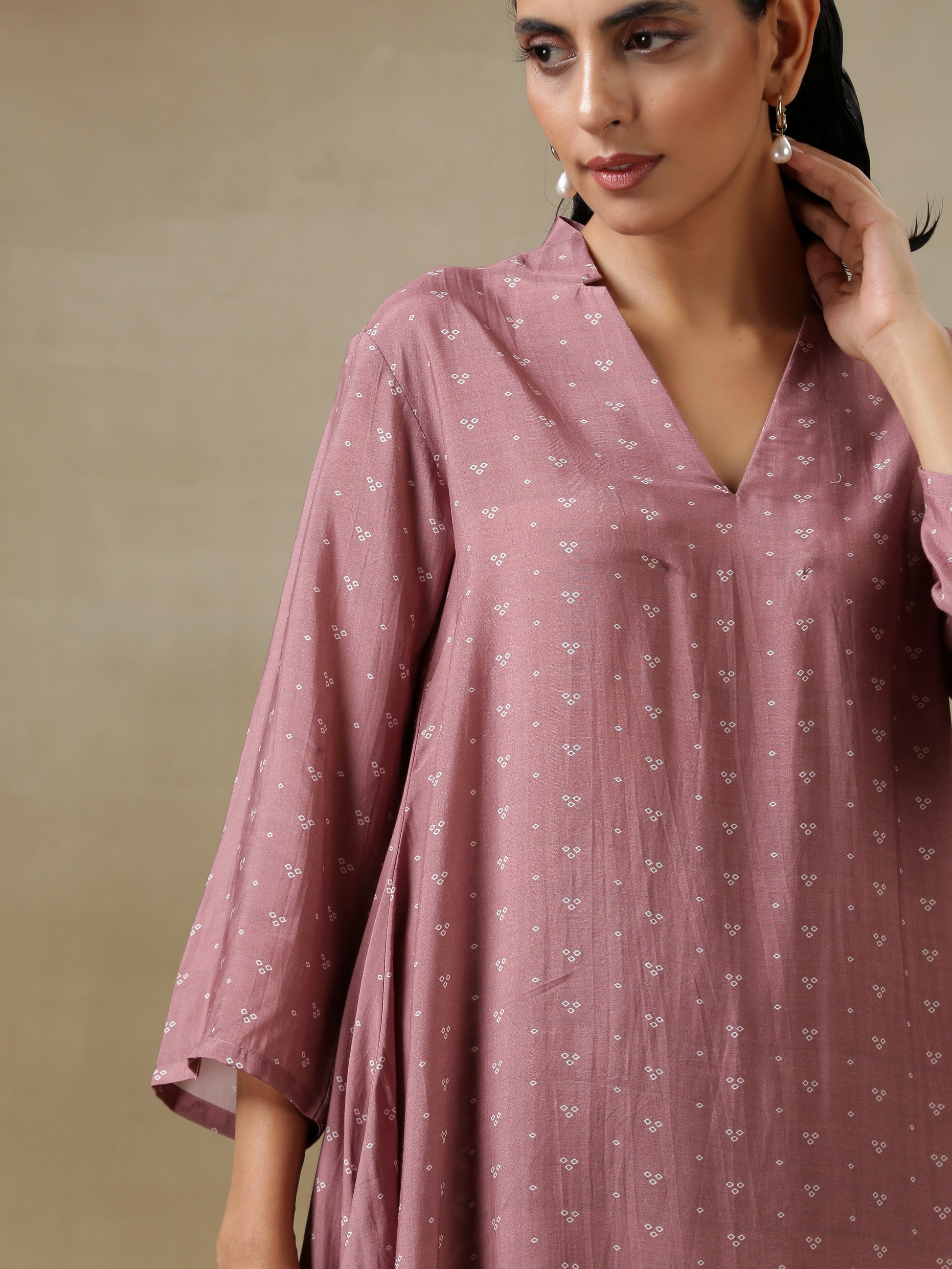 trueBrowns Dark Mauve Bandhani Printed Silk Collared Co-Ord Set - Swadesiicart