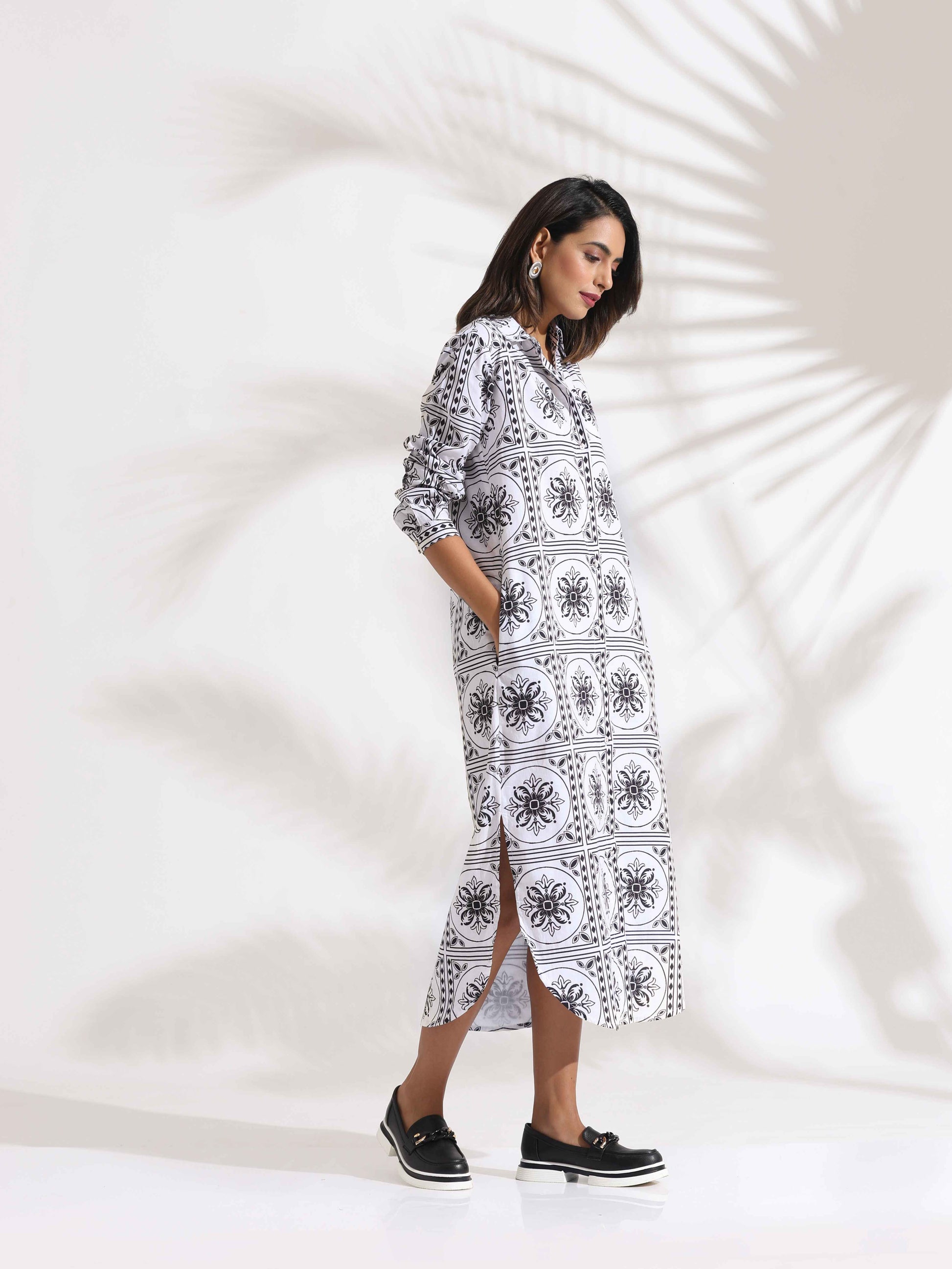 trueBrowns White Cotton Print Shirt Dress | Swadesiicart