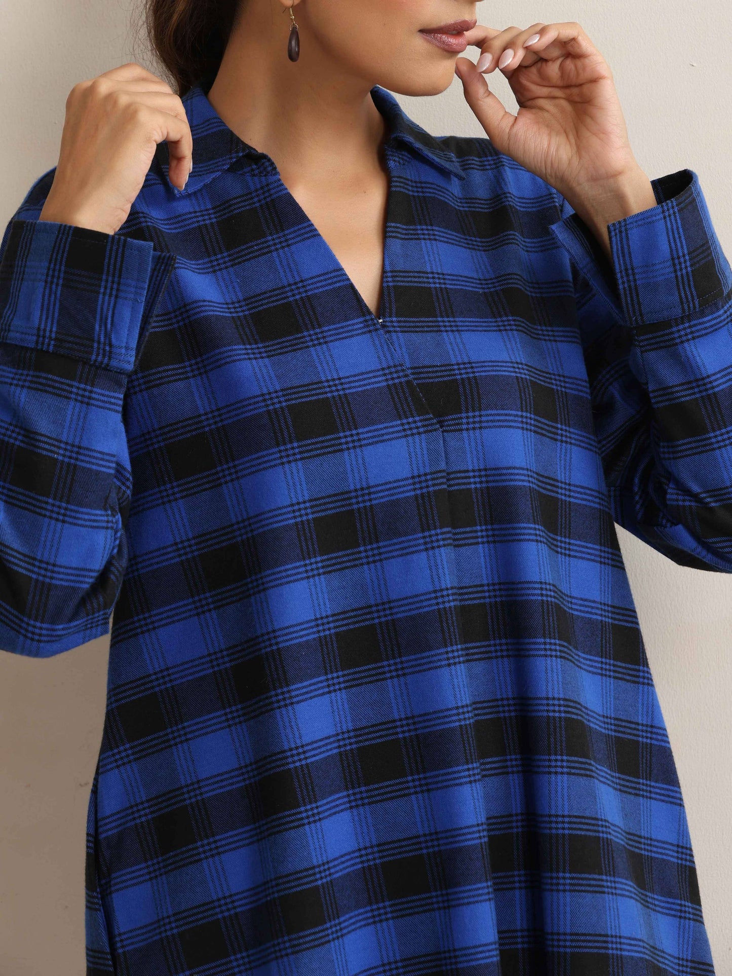 trueBrowns Blue Check Pleated Winter Top | Swadesiicart