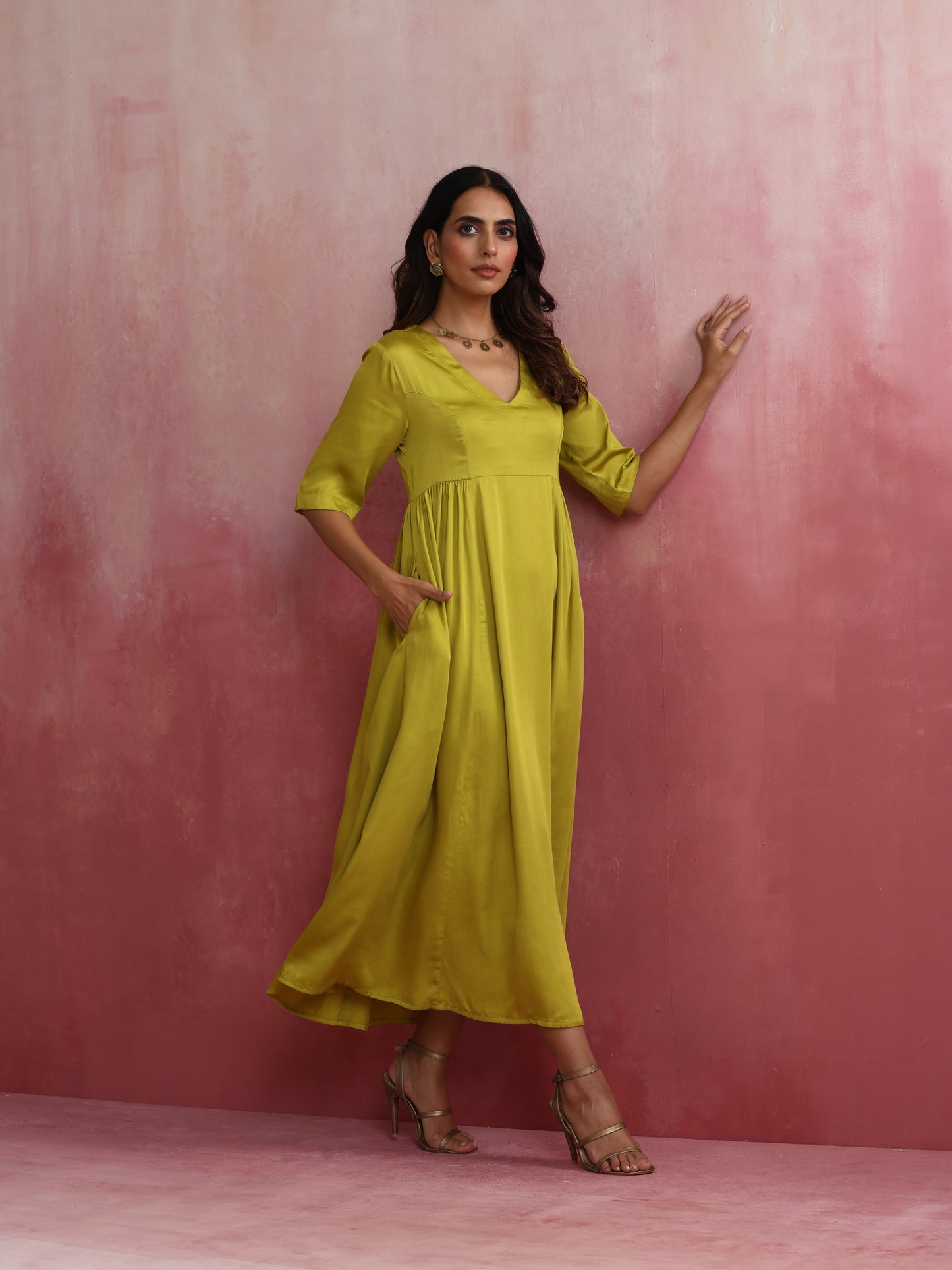 trueBrowns Modal Lime Green Dress | Swadesiicart