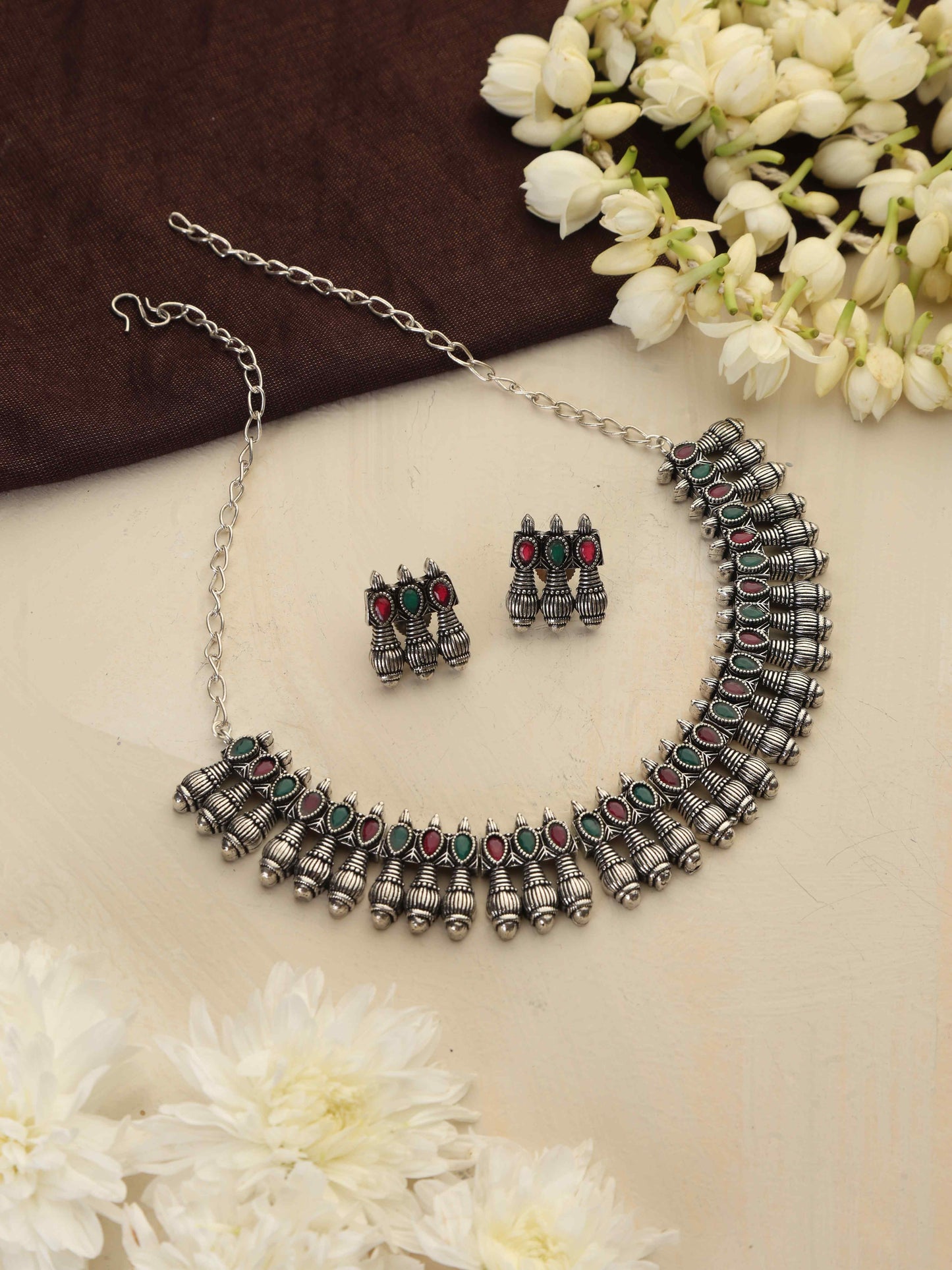 trueBrowns Silver Tone Necklace Set - Swadesiicart