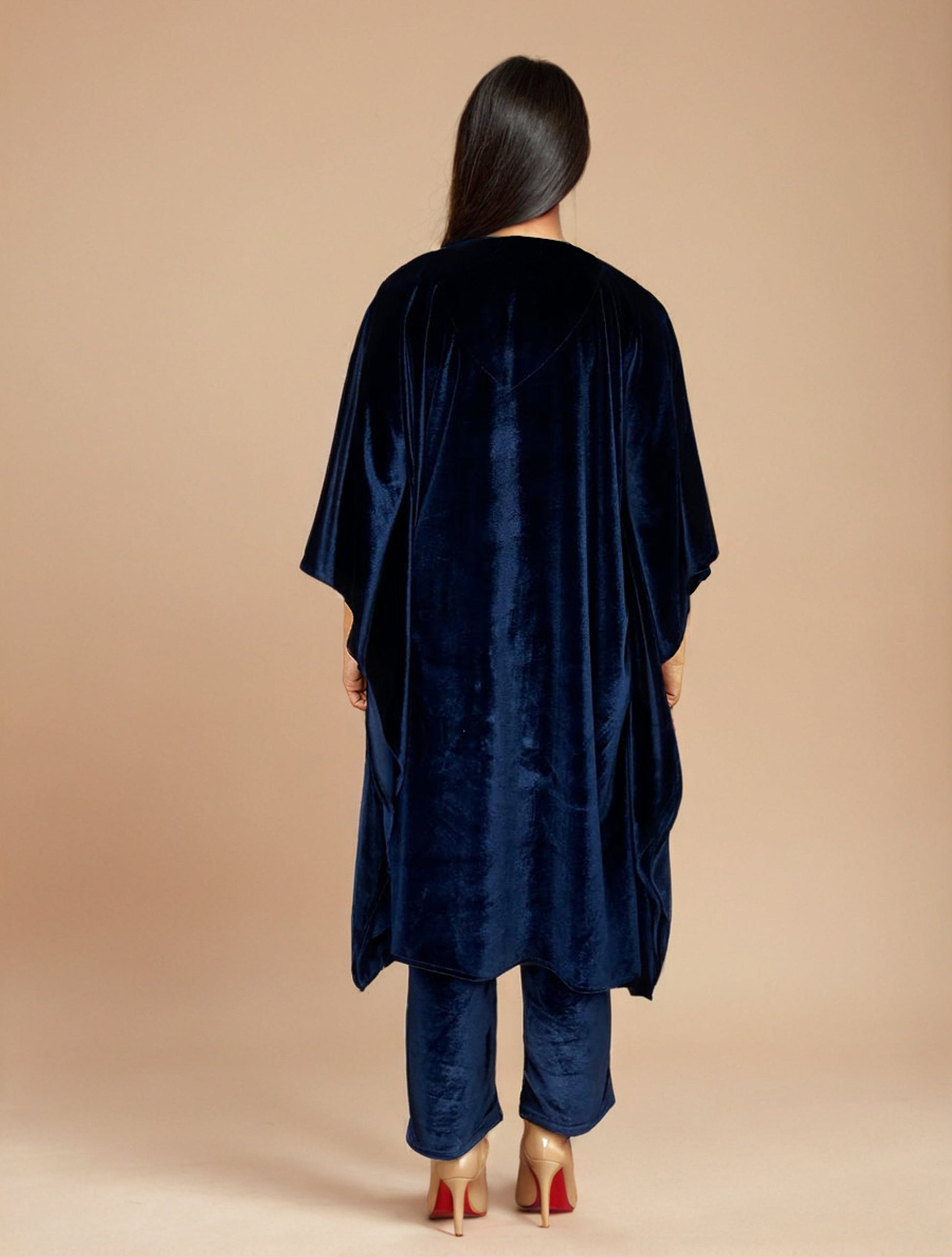 trueBrowns Navy Blue Velvet Embroidered Kaftan Kurta Set | Swadesiicart