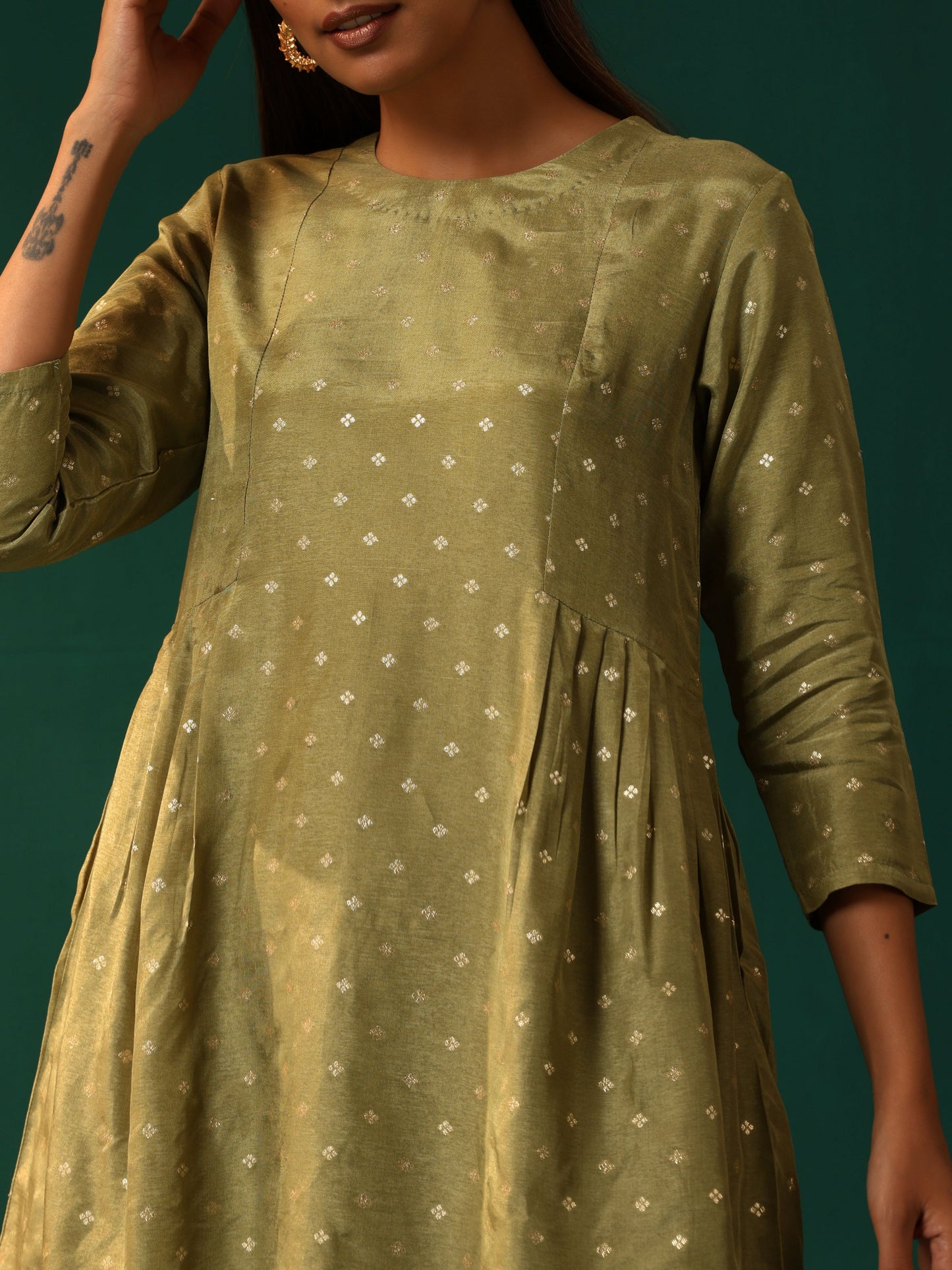 trueBrowns Green Square Viscose Silk Side Gathered Co-ord Set - Swadesiicart