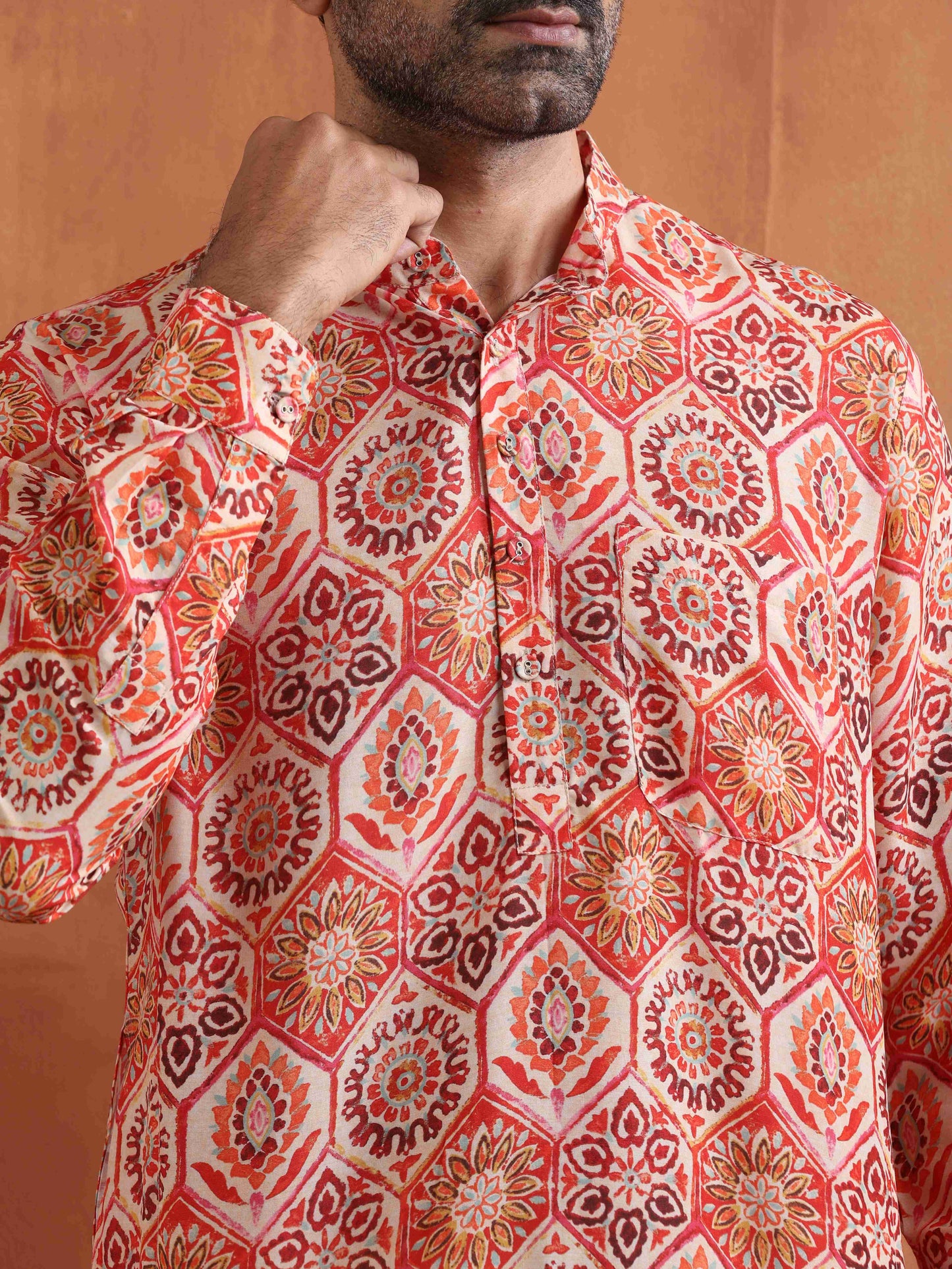 trueBrowns Men's Beige Printed Short Kurta | Swadesiicart