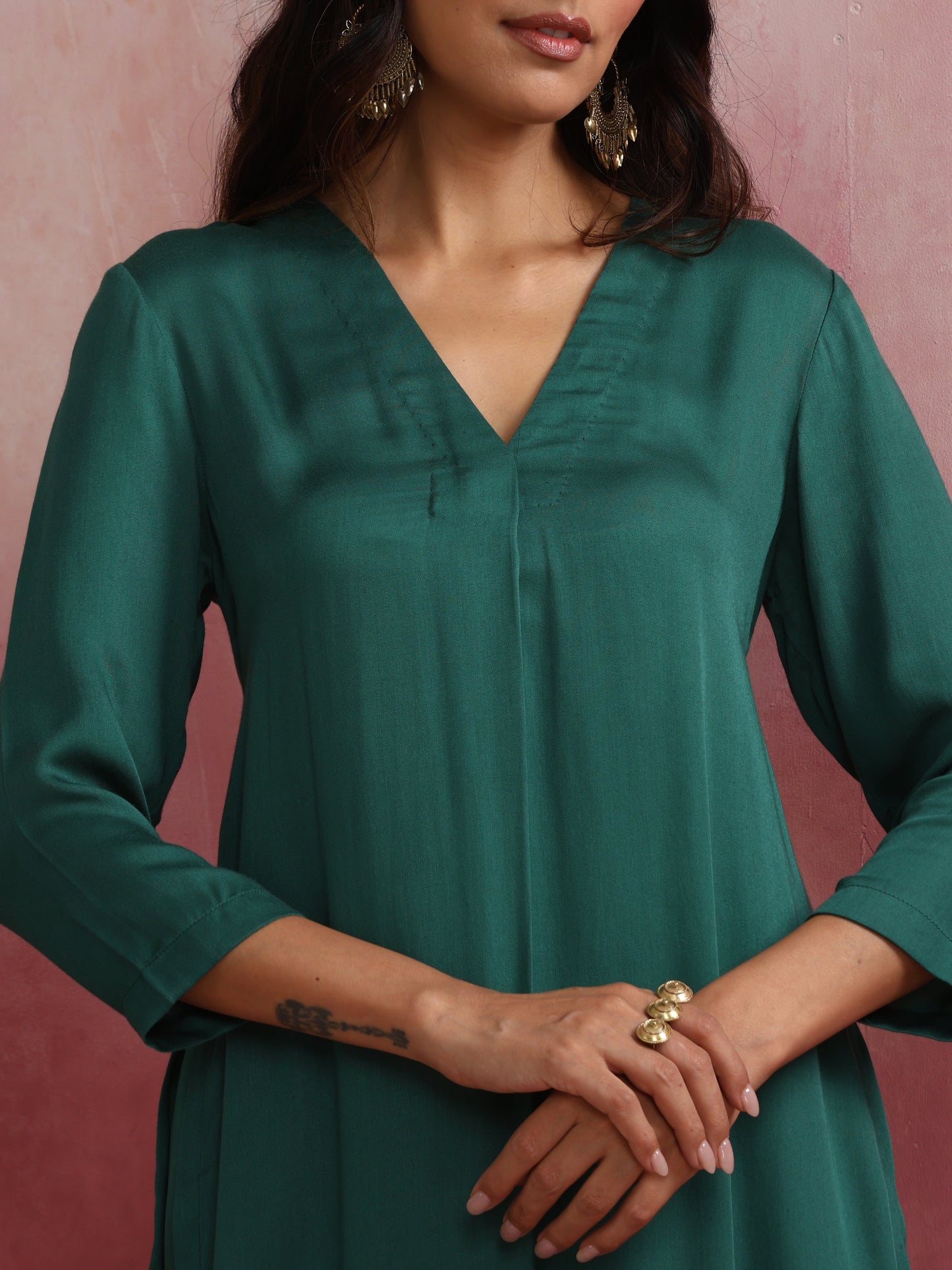 trueBrowns Green Modal Pleated Kurta Set | Swadesiicart
