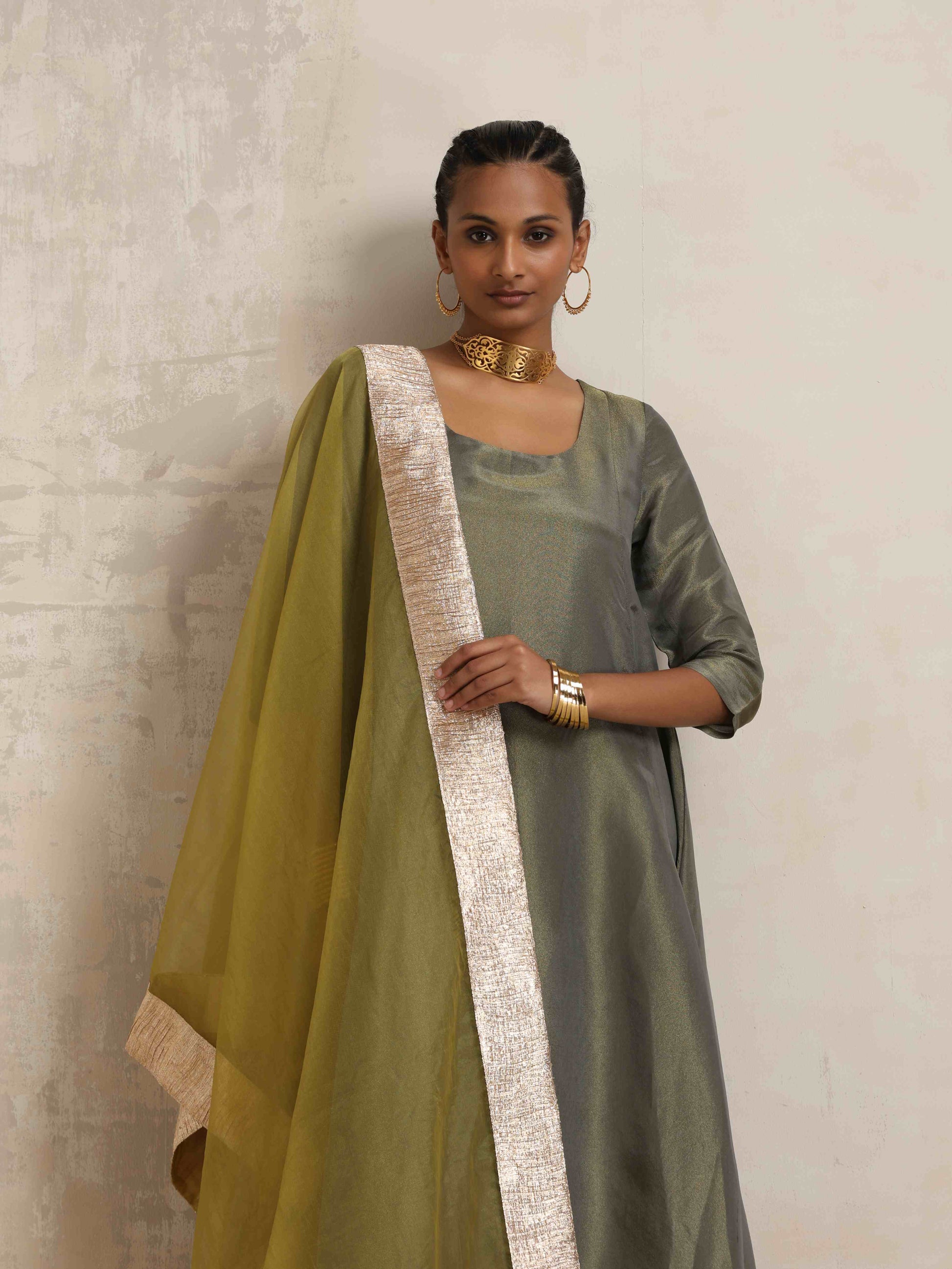trueBrowns Green Tissue Anarkali Kurta Dupatta Set | Swadesiicart