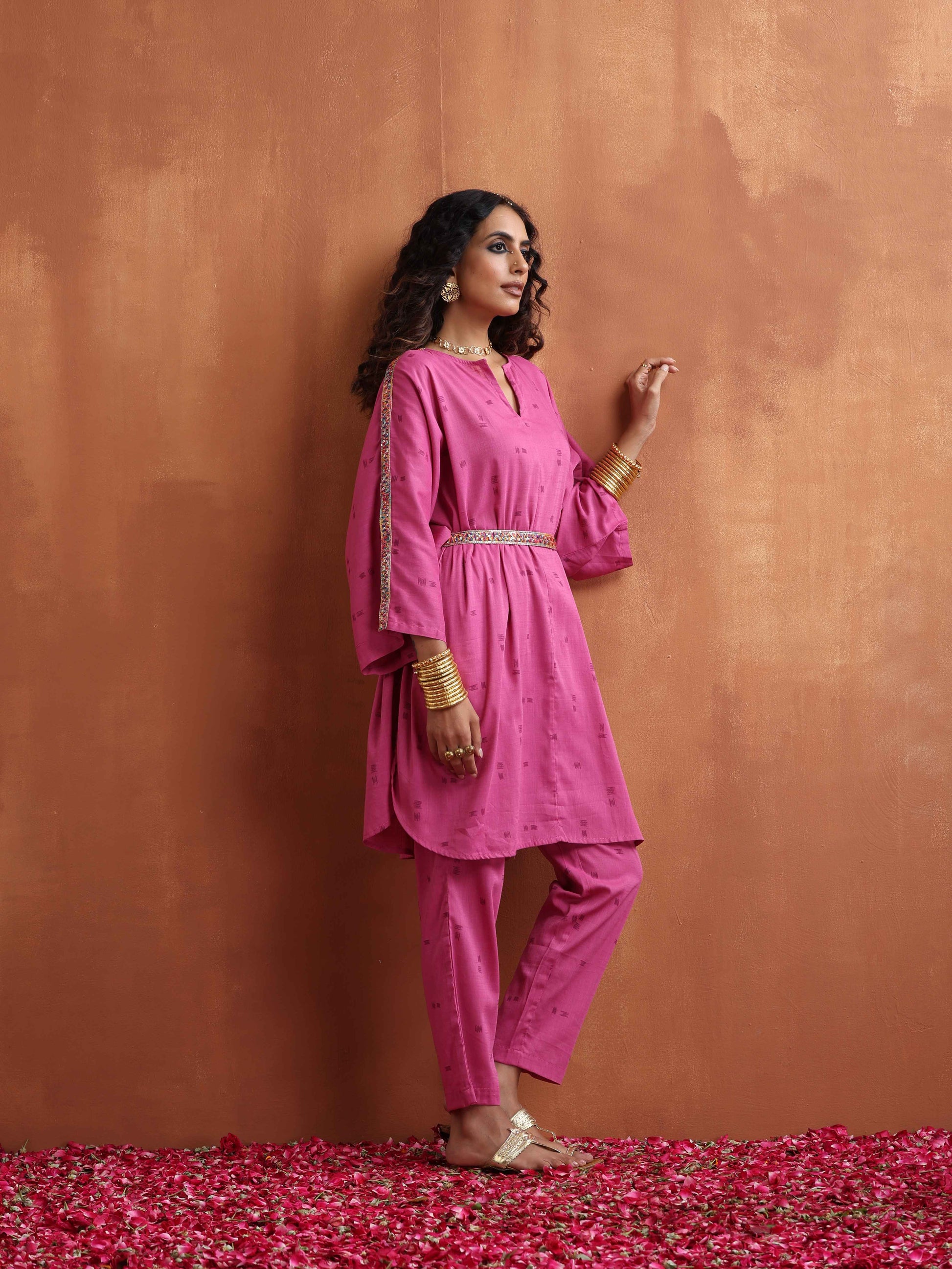 trueBrowns Pink Print Kaftan Kurta Co-ord Set - Swadesiicart