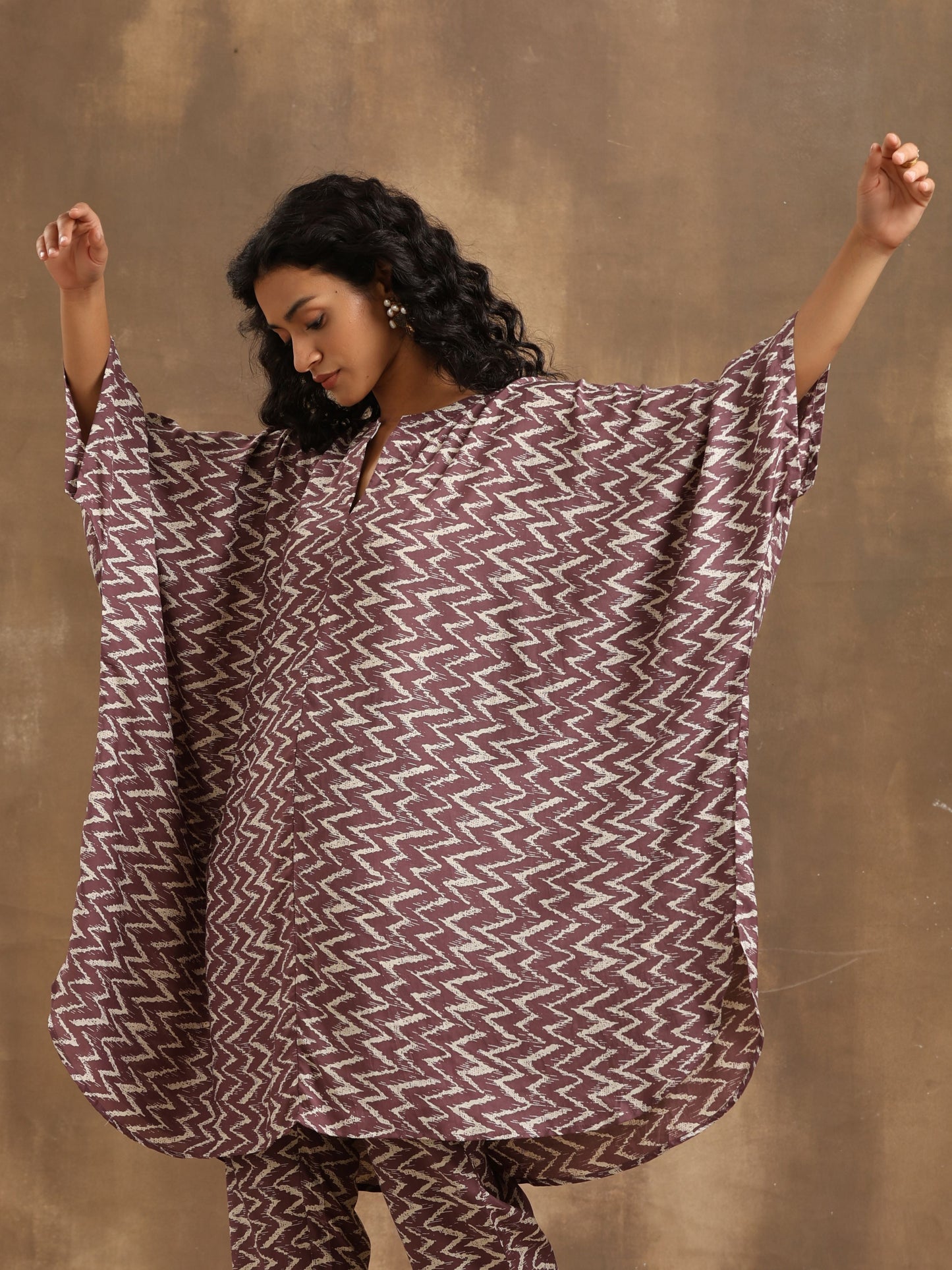 trueBrowns Dark Mauve Zig Zag Printed Silk Kaftan Co-Ord Set - Swadesiicart