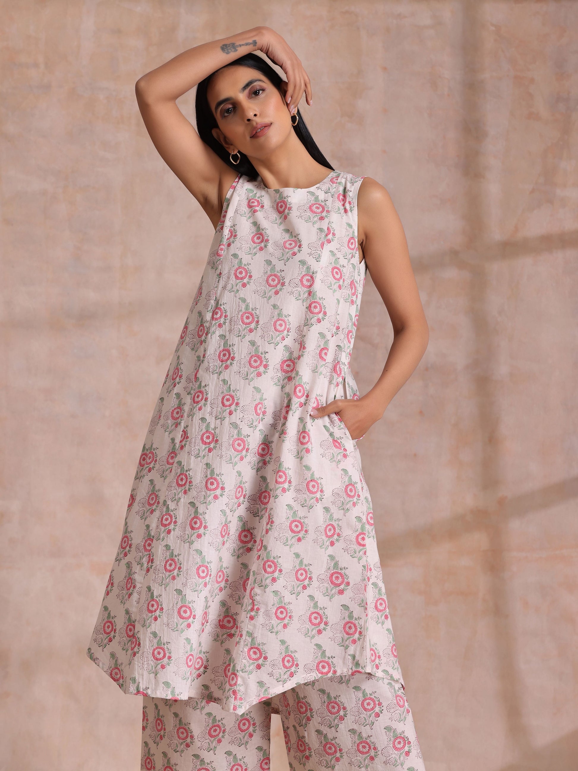 trueBrowns Pink Green Buta On White Block Print Cotton High-Low Co-Ord Set - Swadesiicart