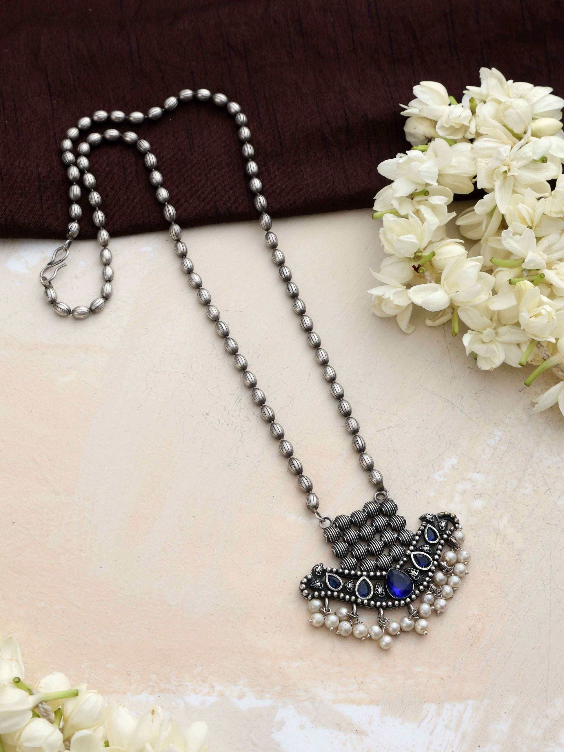 trueBrowns Silver Tone Blue Stone Pendant Chain | Swadesiicart