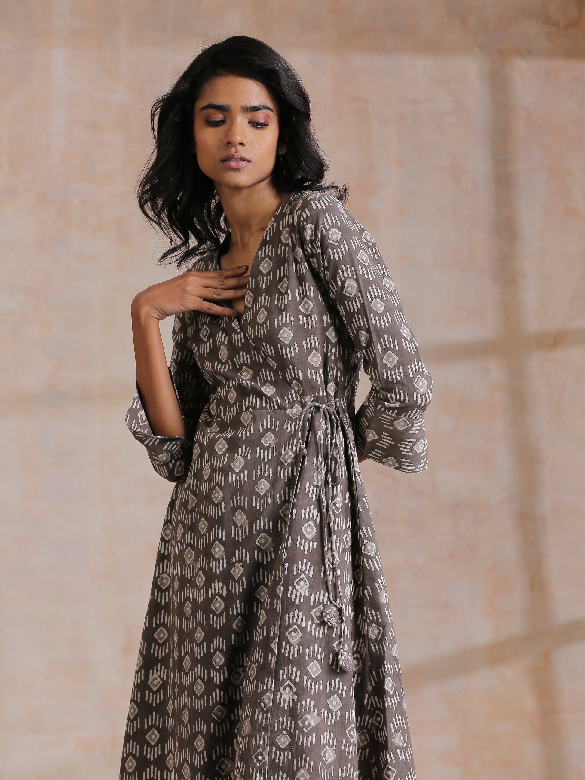 trueBrowns Clay Dabu Geometric Print Cotton Angrakha Kurta Pant Set | Swadesiicart
